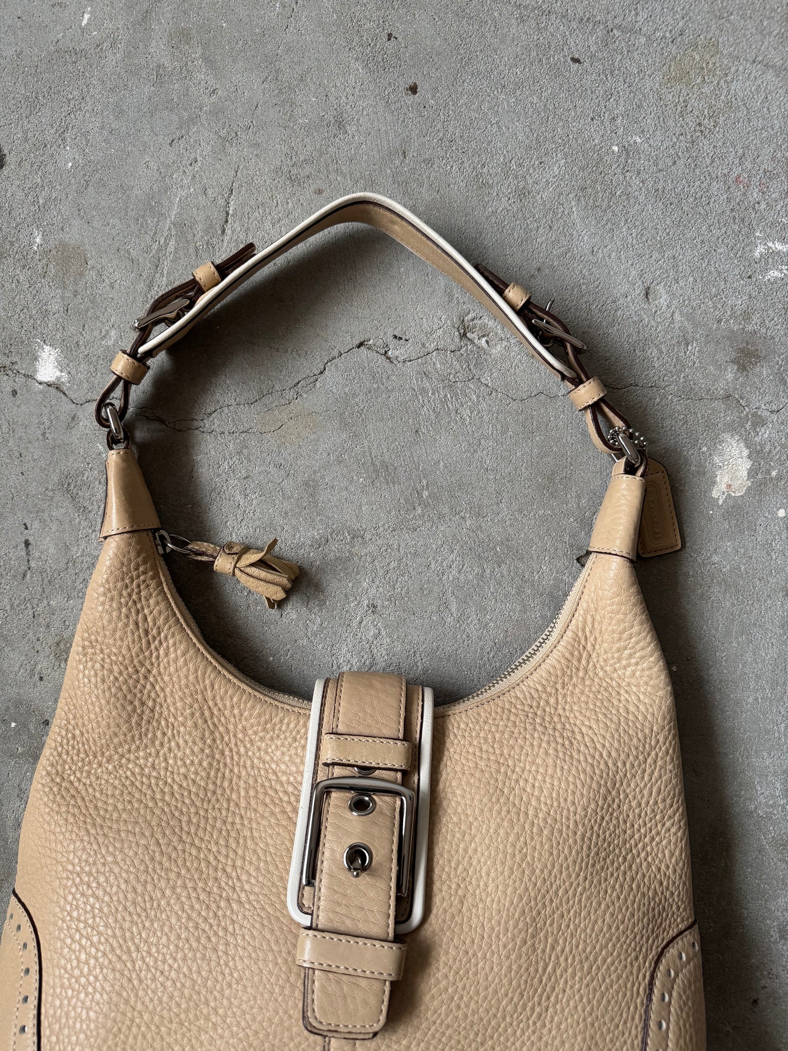 Coach Leather Hampton Hobo Shoulder Bag Beige