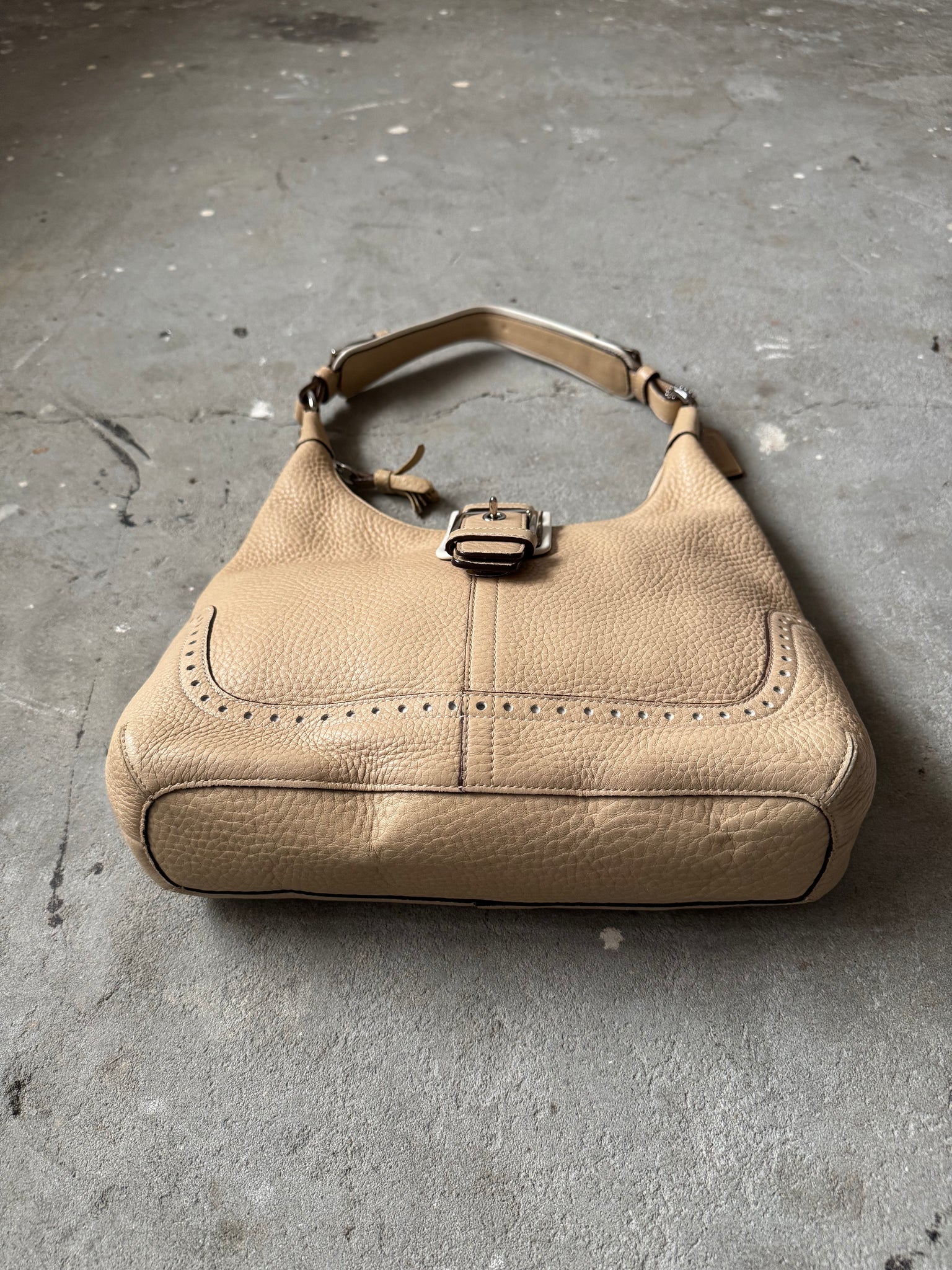 Coach Leather Hampton Hobo Shoulder Bag Beige
