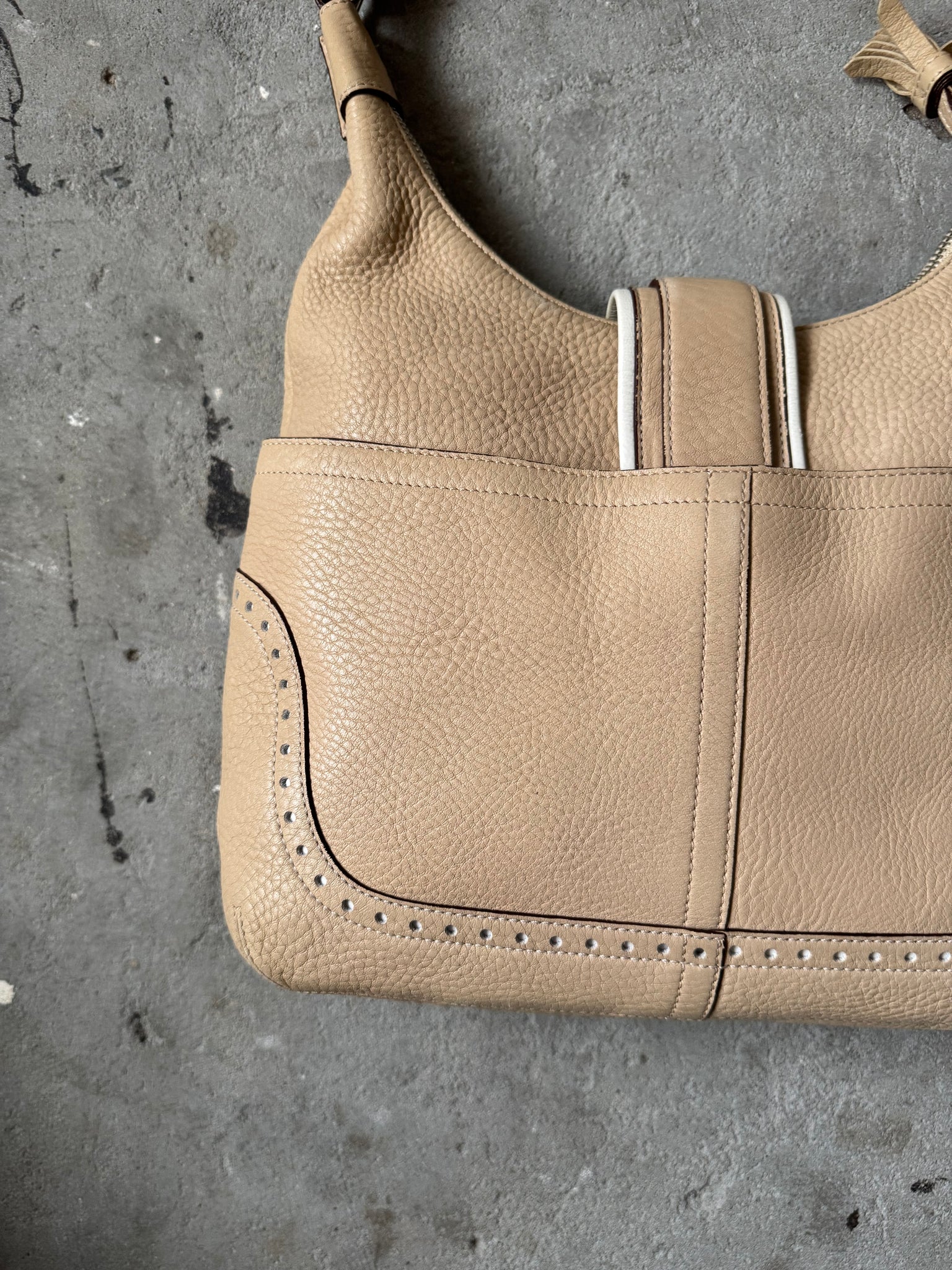 Coach Leather Hampton Hobo Shoulder Bag Beige