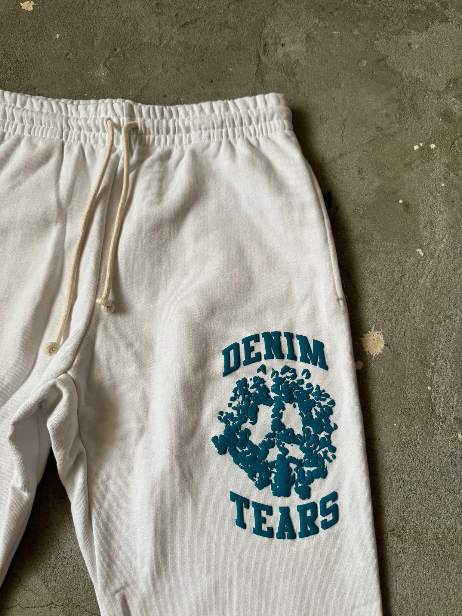 Denim Tears University Sweatpants White/Blue (SIZE LARGE)