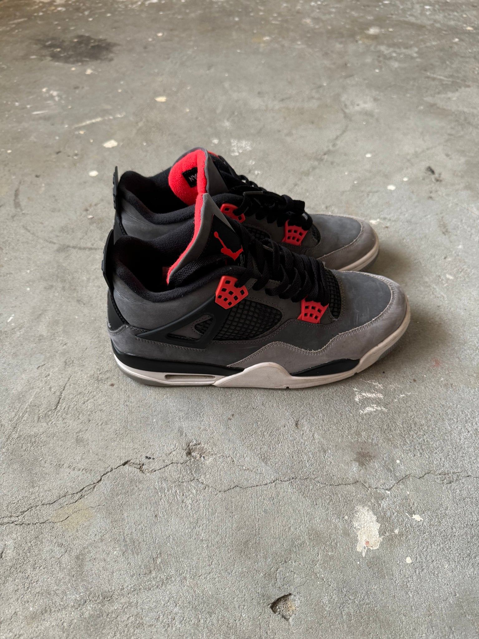 Nike Air Jordan 4 'Infrared' US9