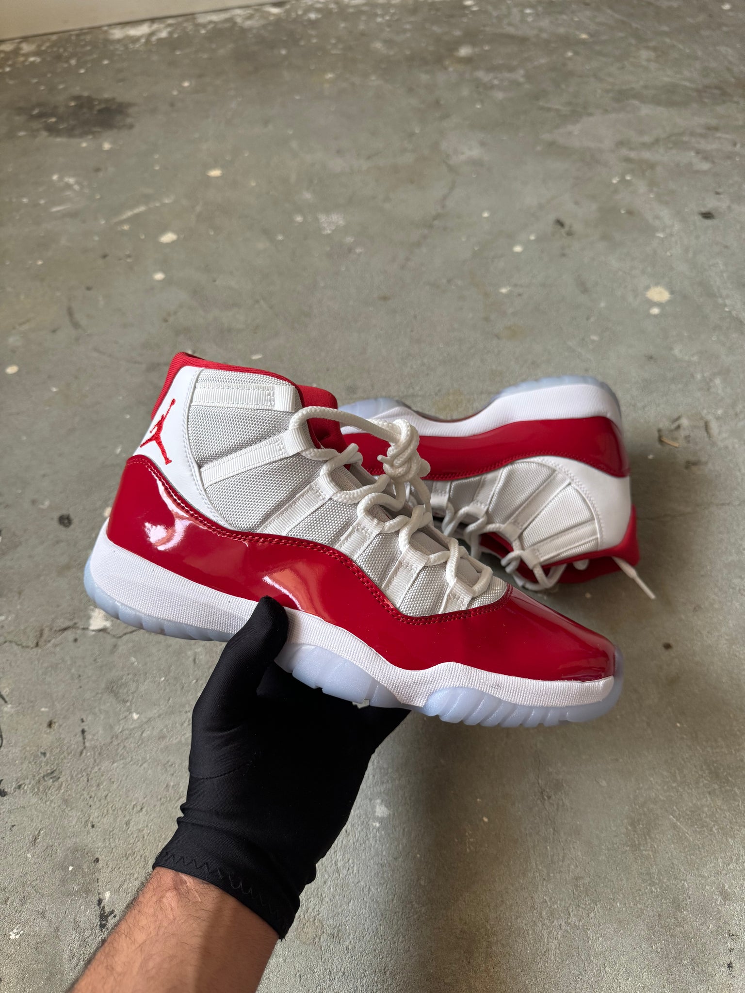 Nike Air Jordan 11 'Cherry' (US10)