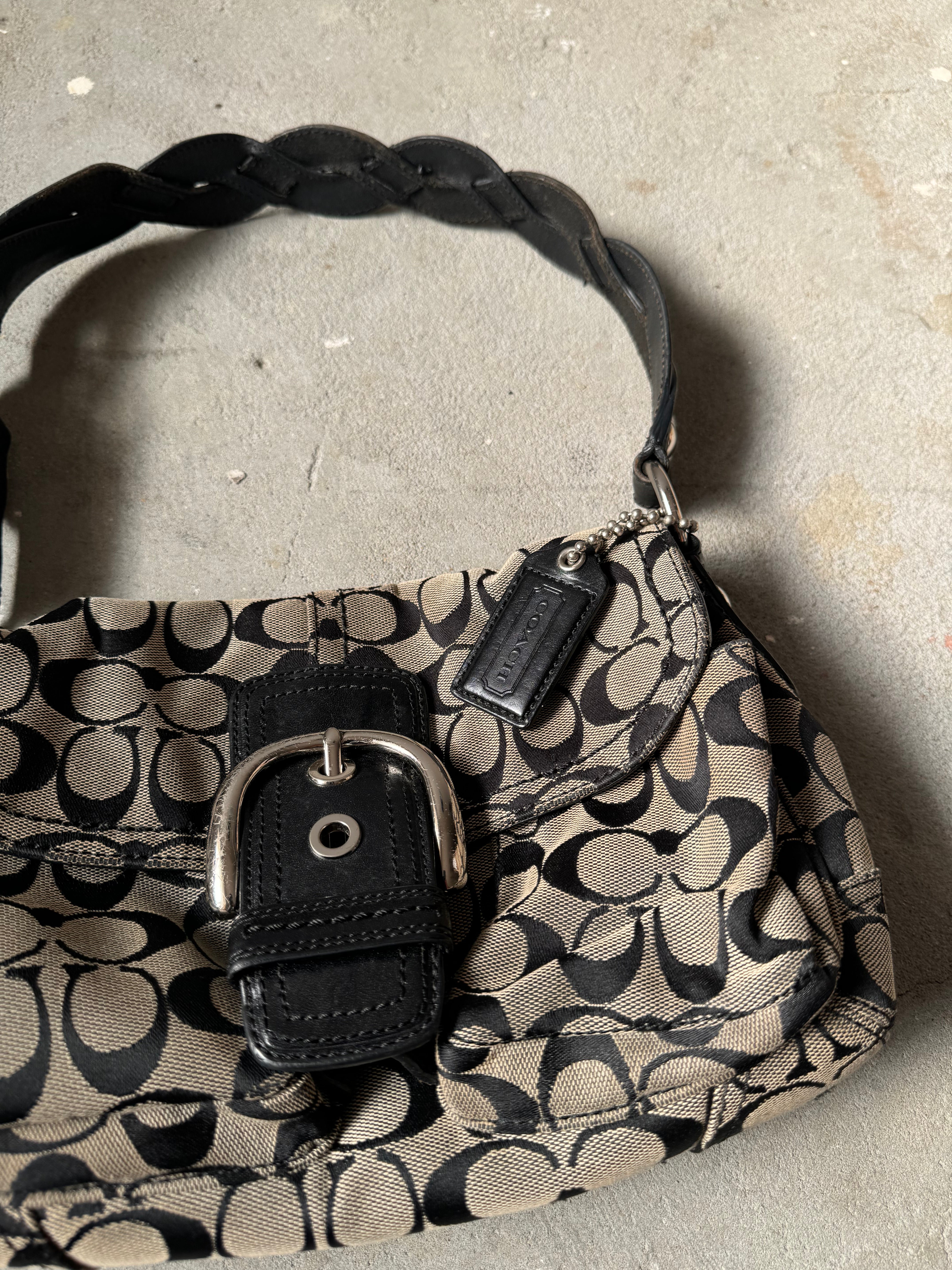 Coach Signature Soho Shoulder Bag Black/Grey – Curated by Charbel