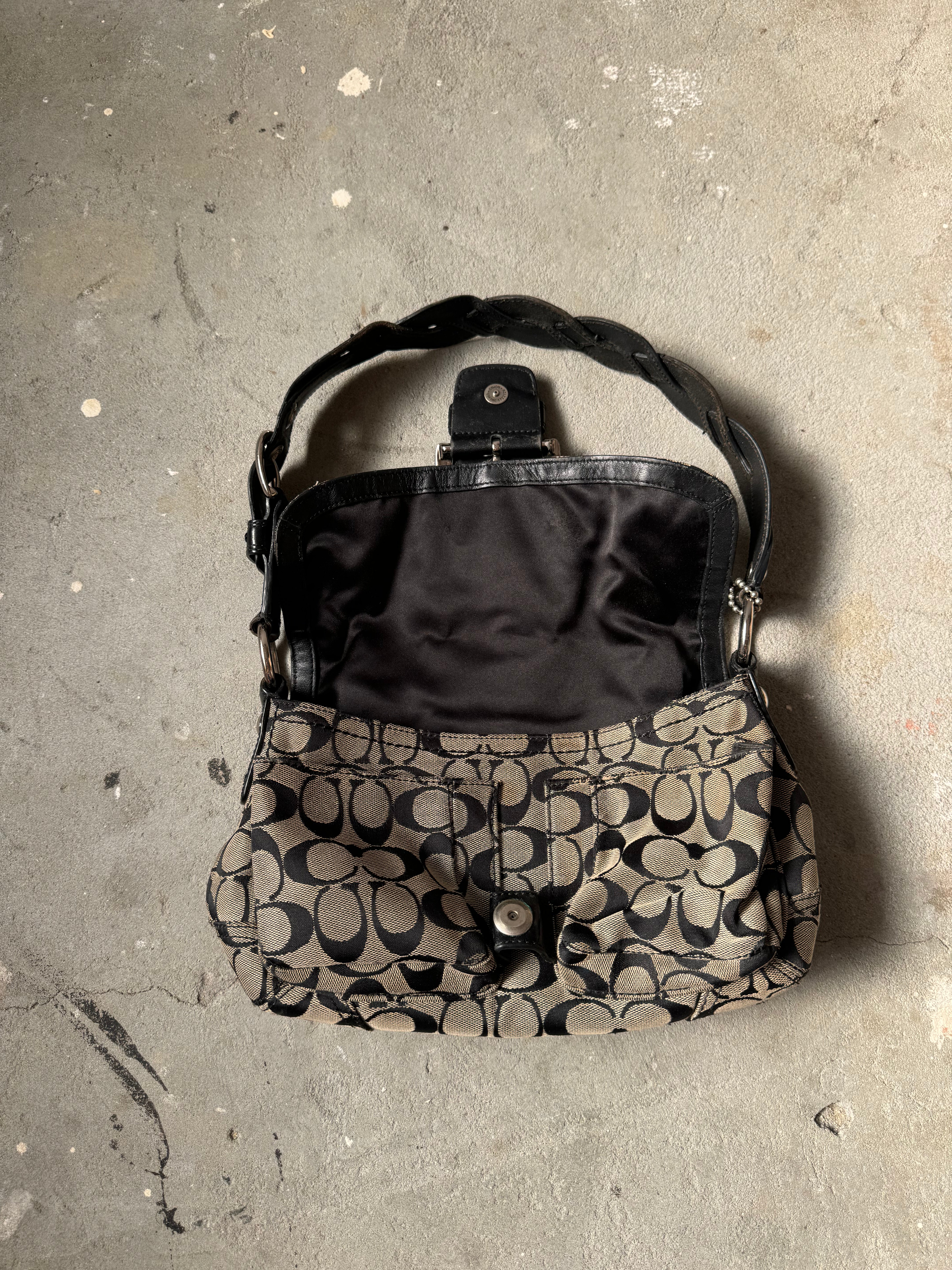 Coach Signature Soho Shoulder Bag Black/Grey – Curated by Charbel