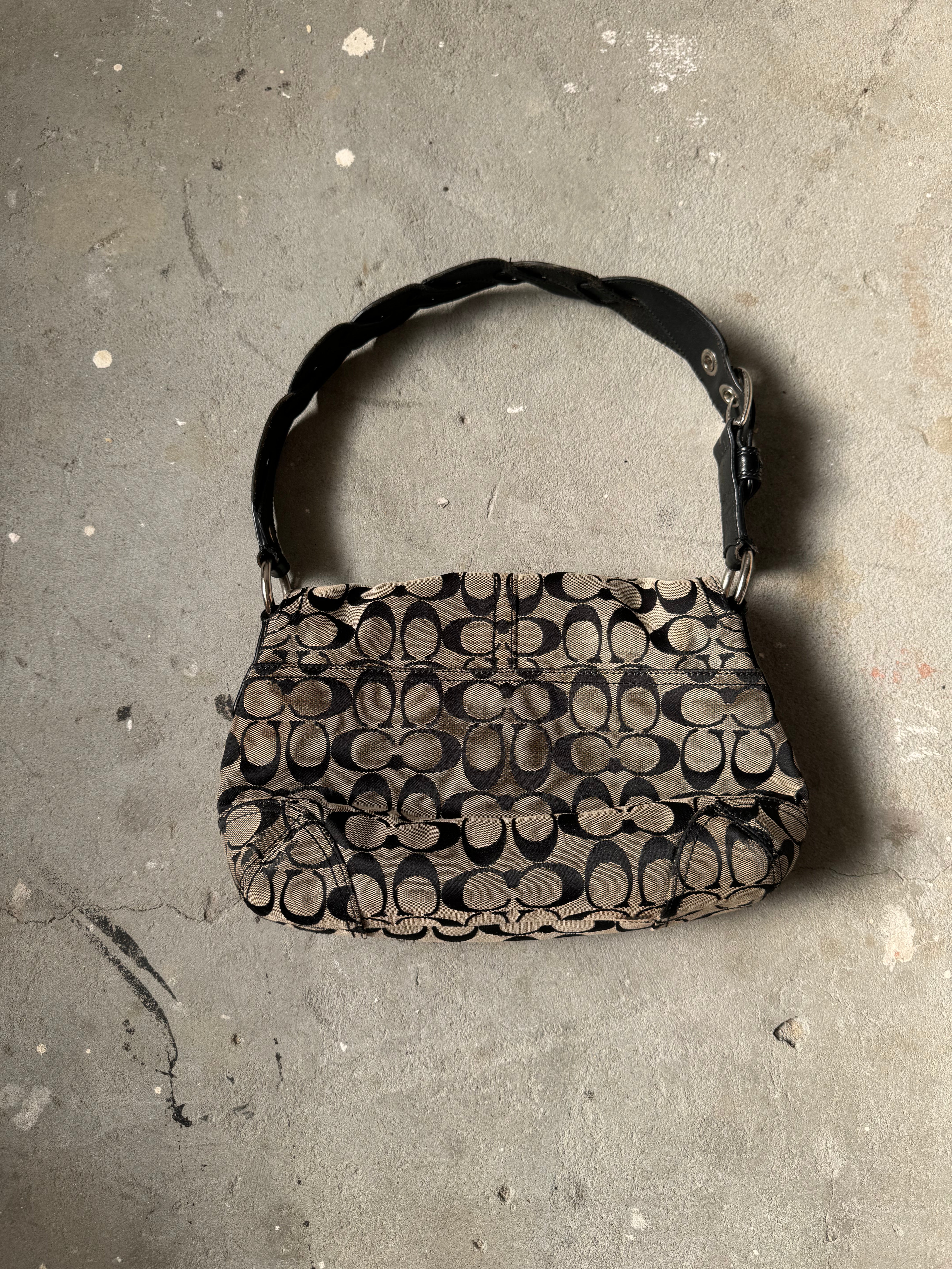 Coach Signature Soho Shoulder Bag Black/Grey – Curated by Charbel