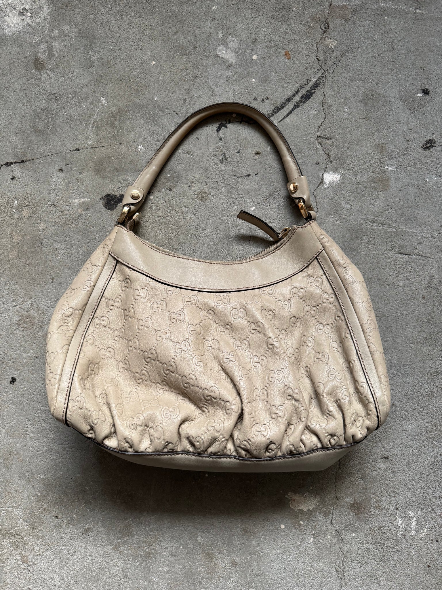 Gucci GG Monogram Abbey D-Ring Shoulder Bag Cream