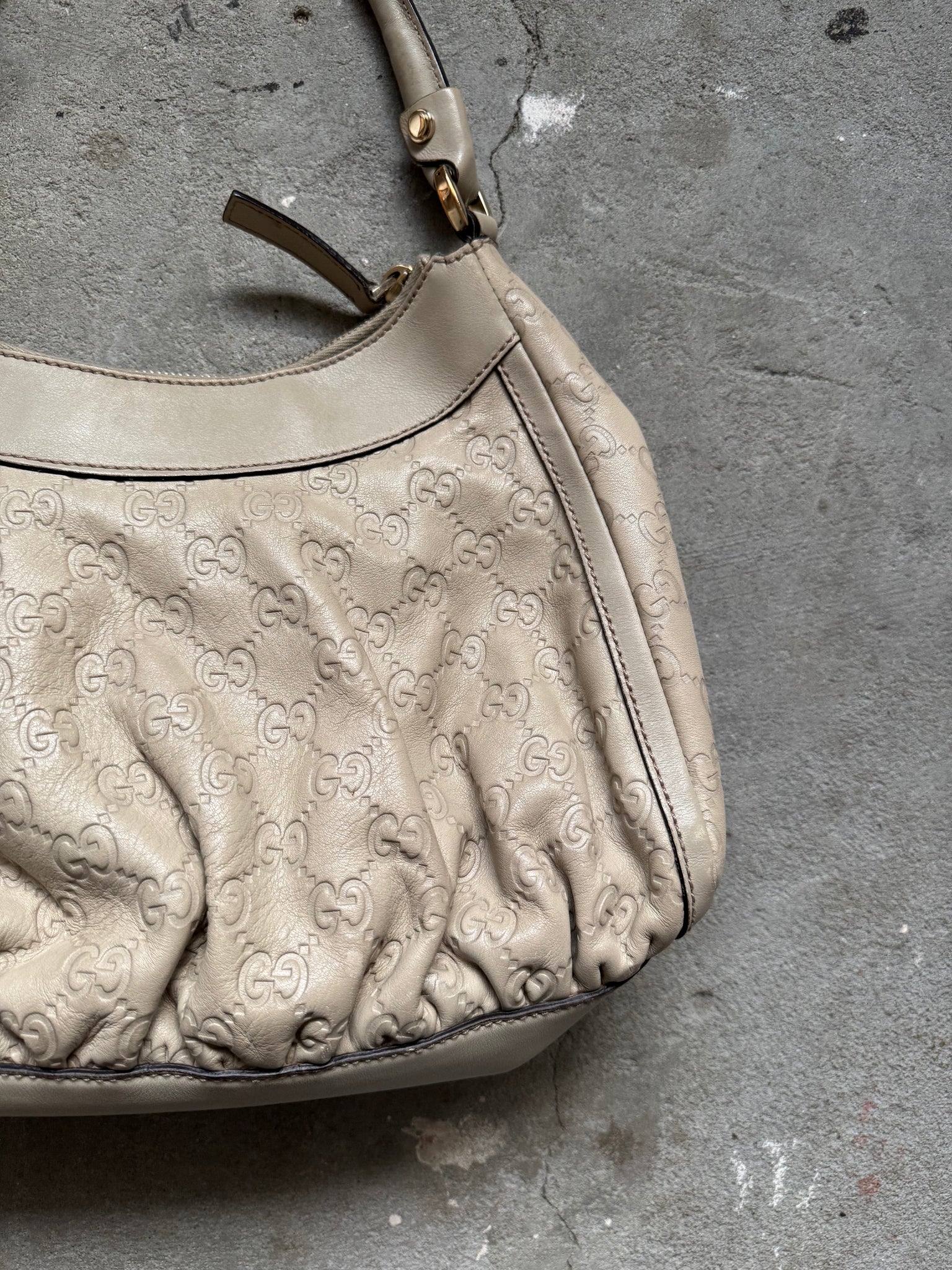 Gucci GG Monogram Abbey D-Ring Shoulder Bag Cream