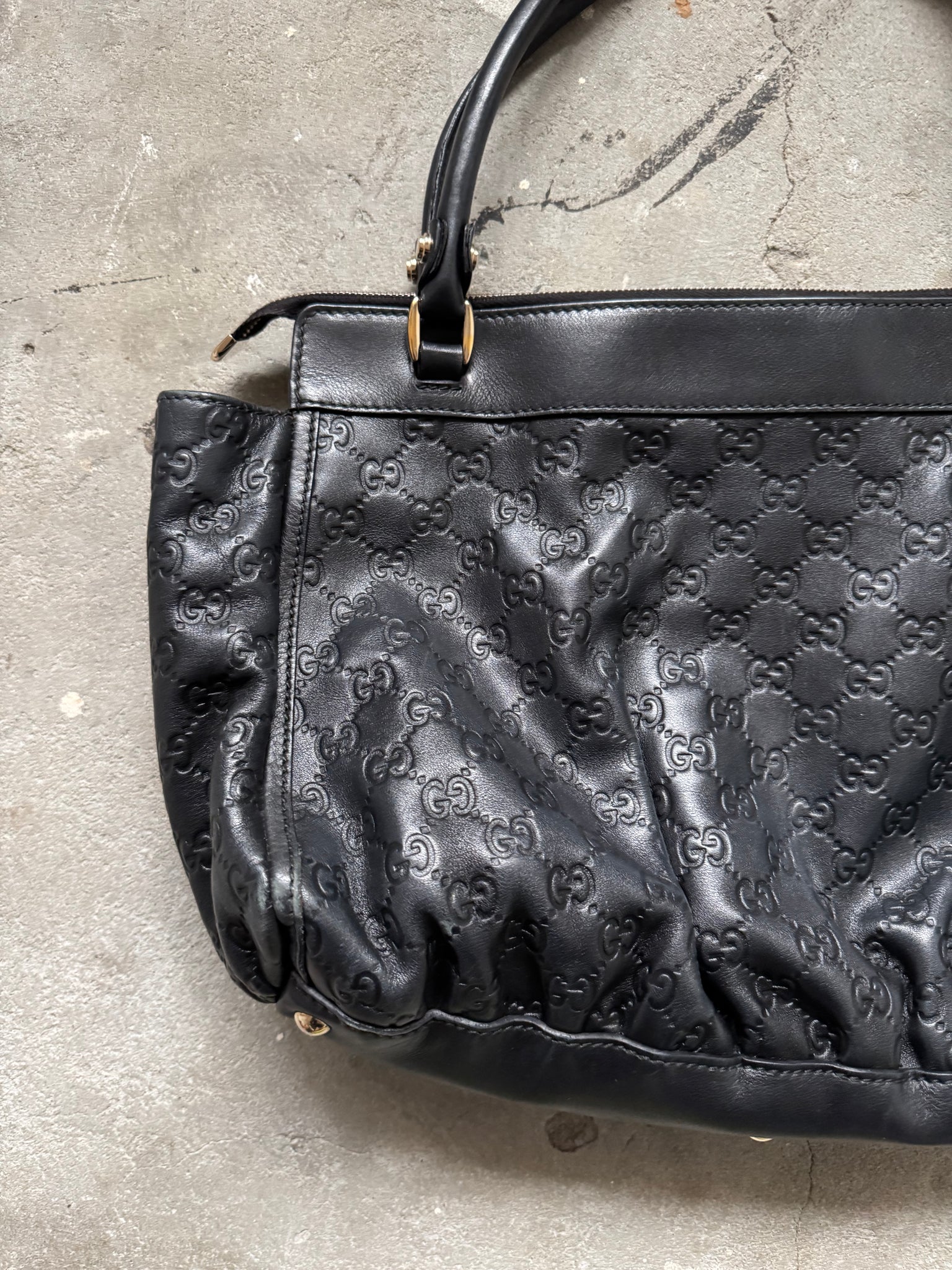 Gucci GG Monogram Guccissima Abbey Shoulder Bag Black