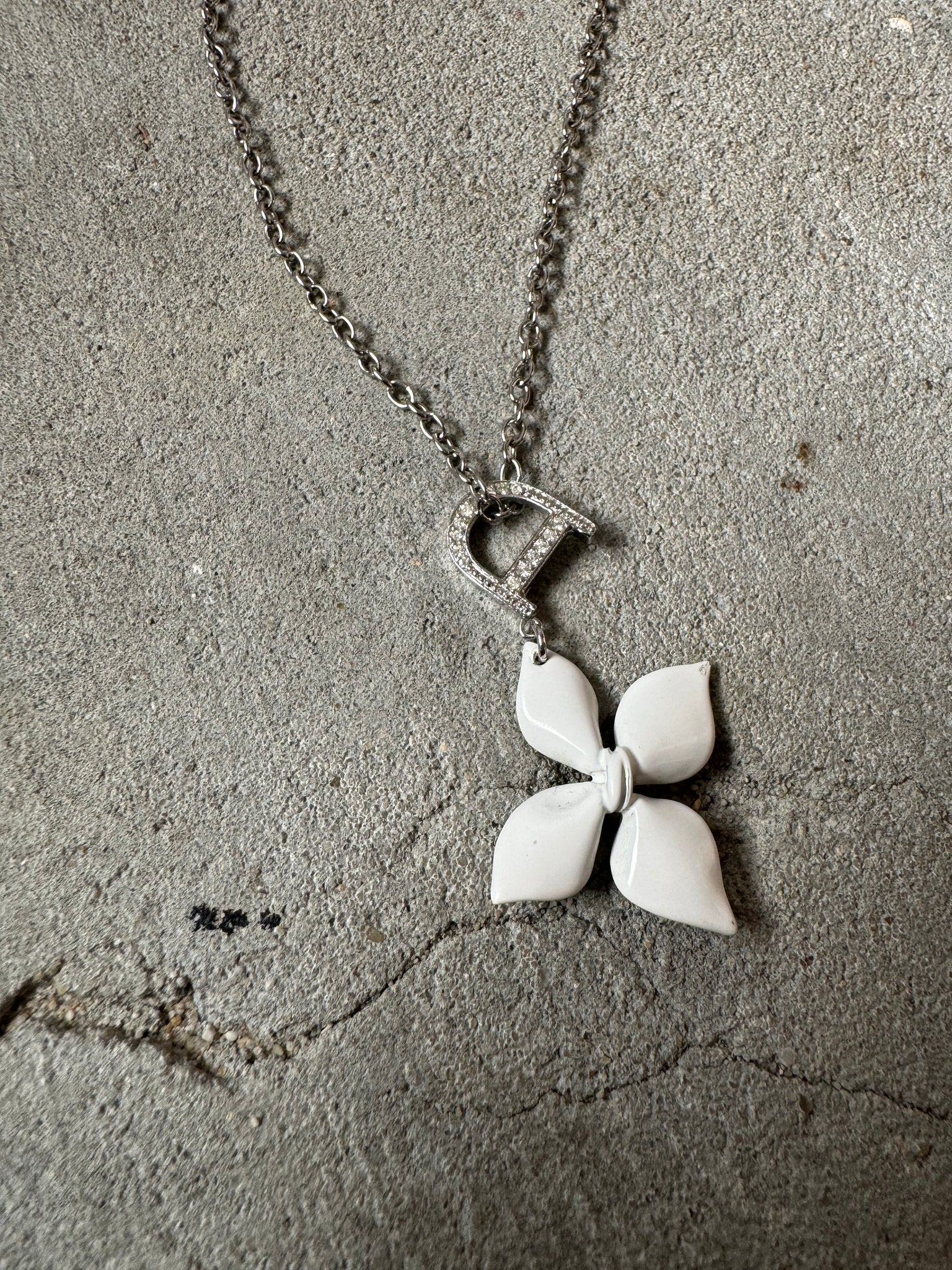 Dior Flower D Crystal Necklace Silver