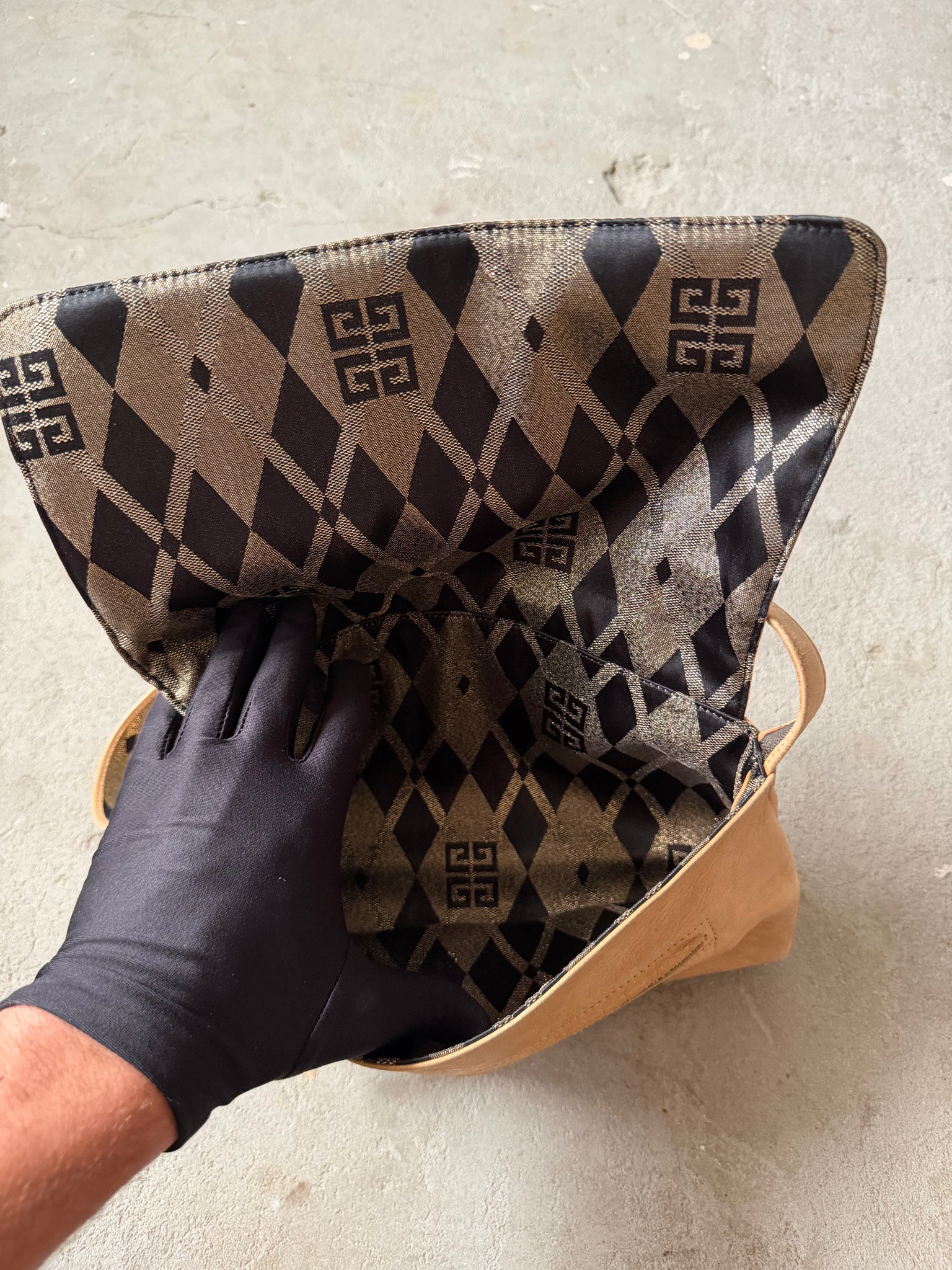 Givenchy Logo Baguette Shoulder Bag Brown