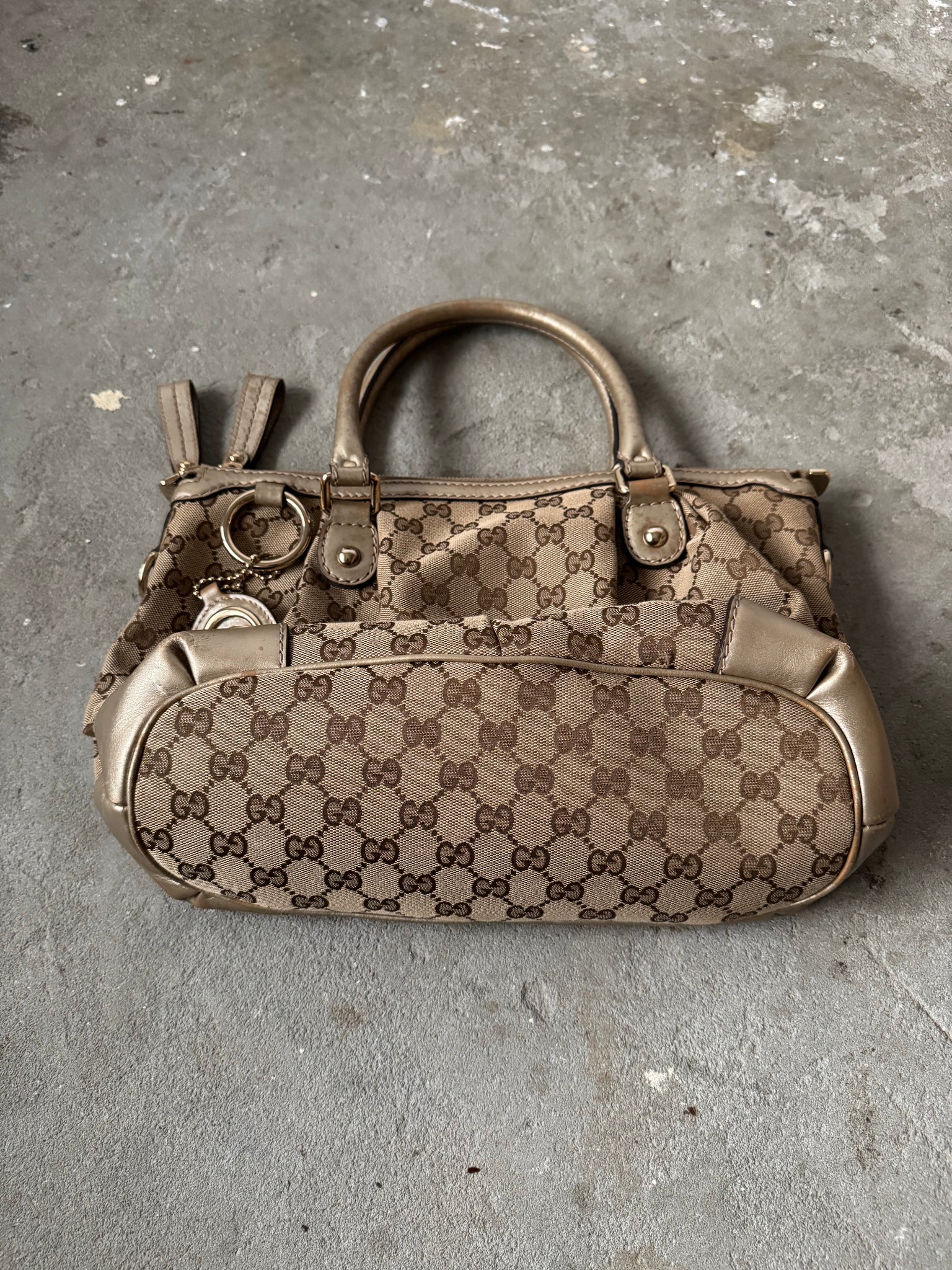 Gucci 2Way GG Monogram Sukey Shoulder Bag Beige
