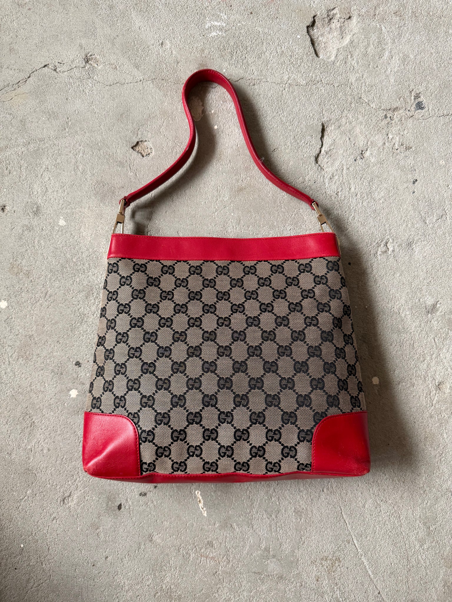 Gucci GG Monogram Bucket Shoulder Bag Grey/Red