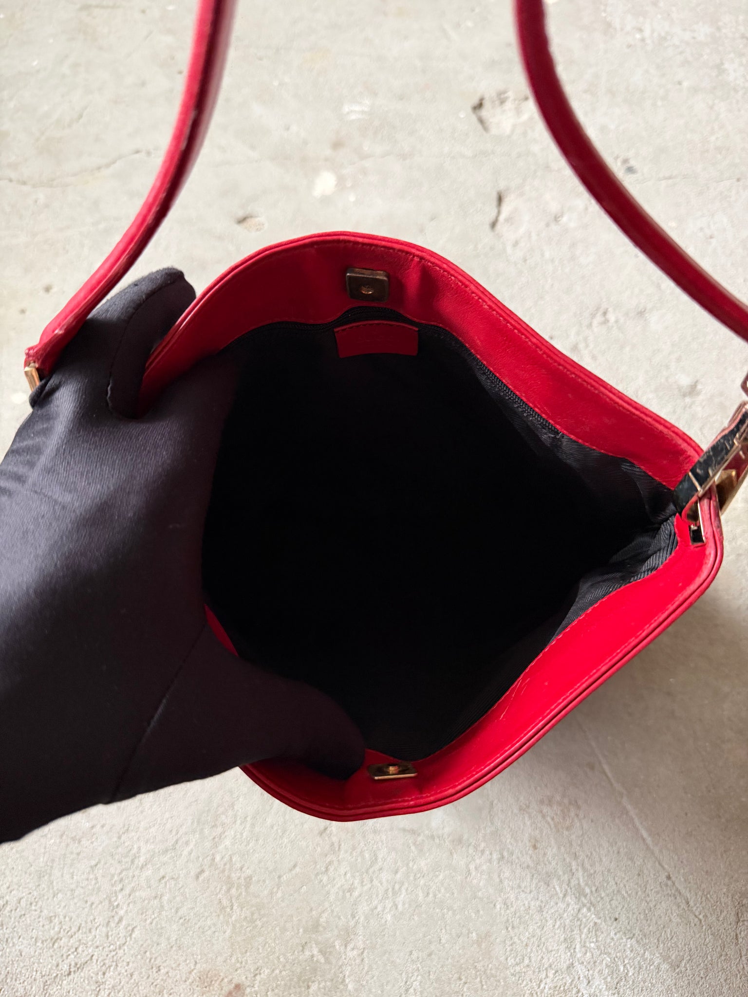 Gucci GG Monogram Bucket Shoulder Bag Grey/Red