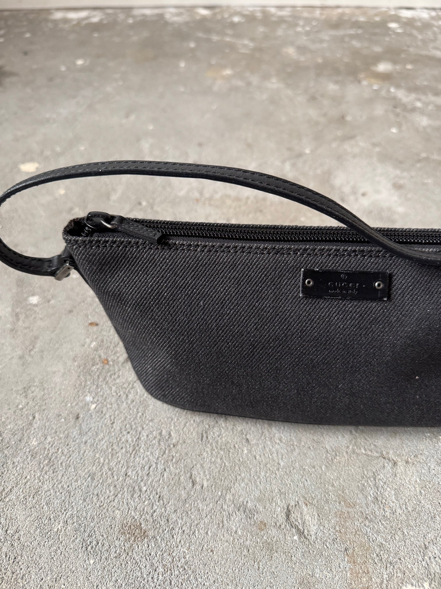 Gucci Pochette Boat Shoulder Bag Black