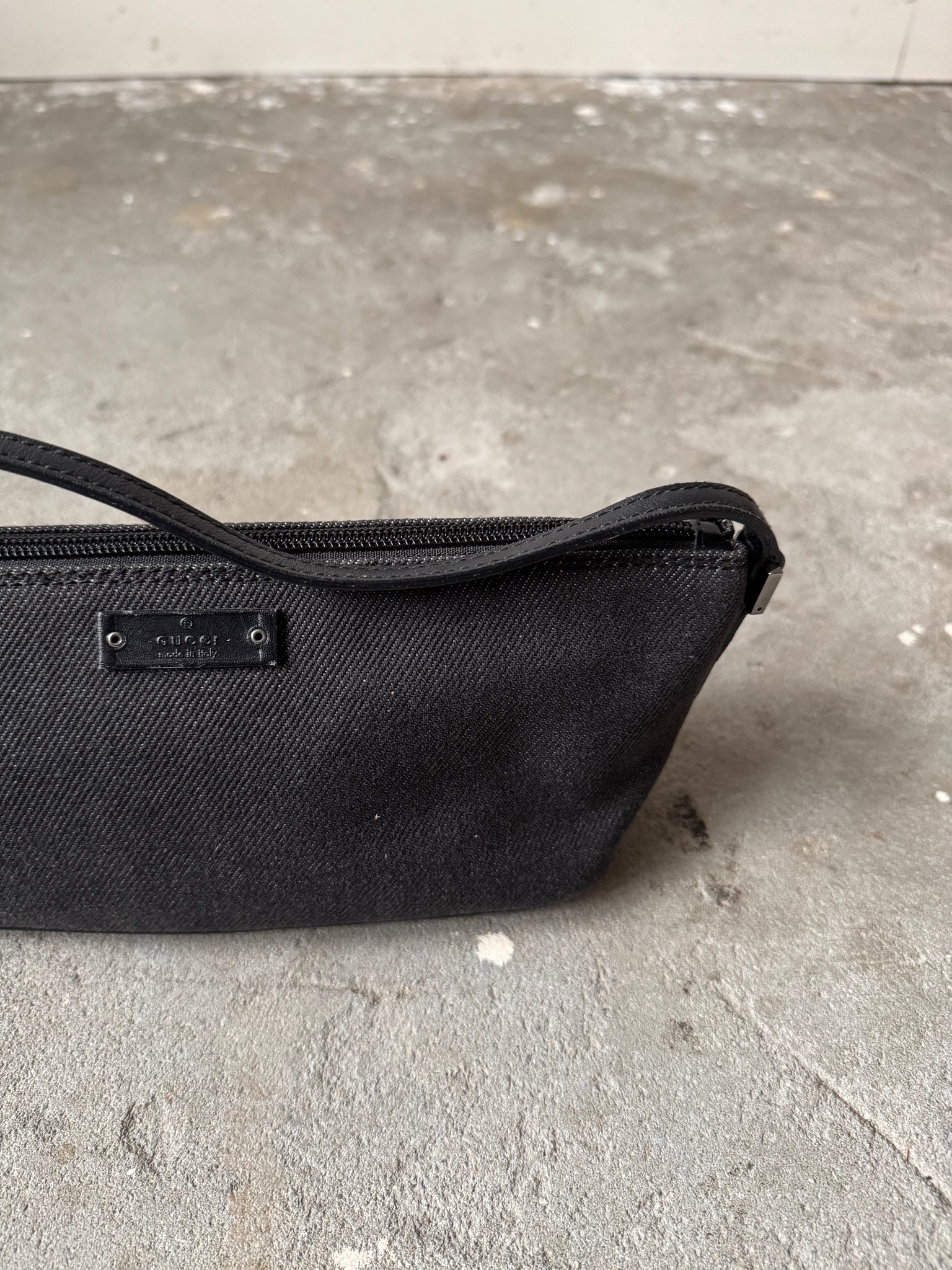 Gucci Pochette Boat Shoulder Bag Black