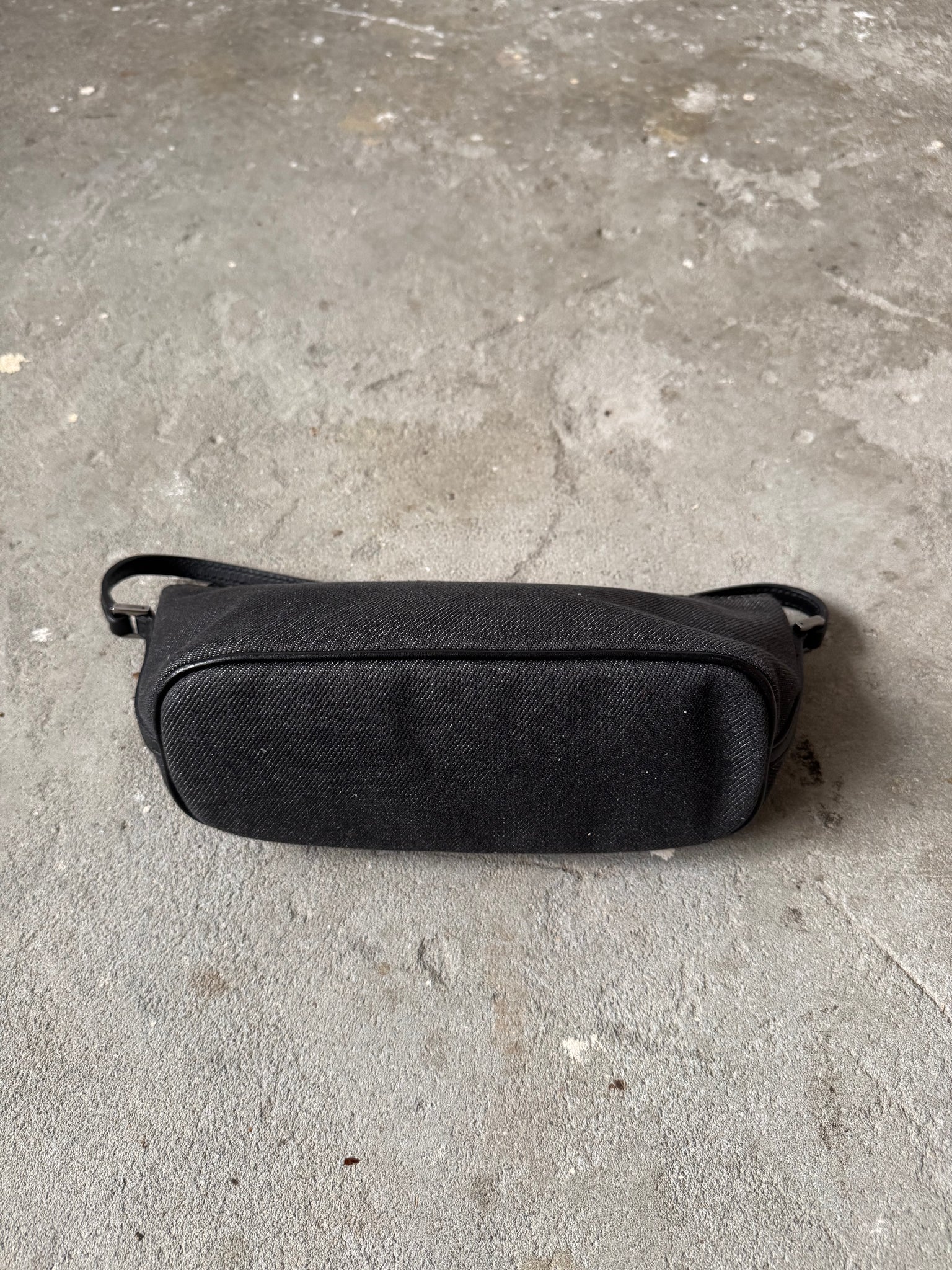 Gucci Pochette Boat Shoulder Bag Black