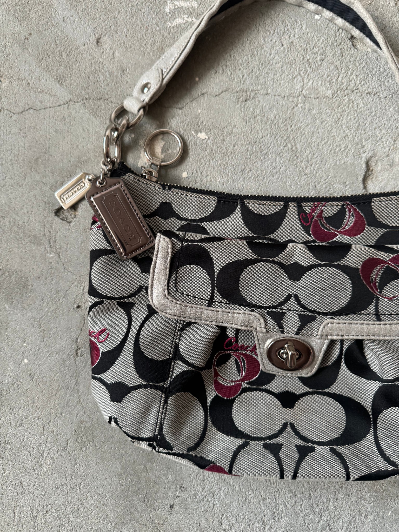 Coach Signature Embroidered Hearts Shoulder Bag Black/Grey