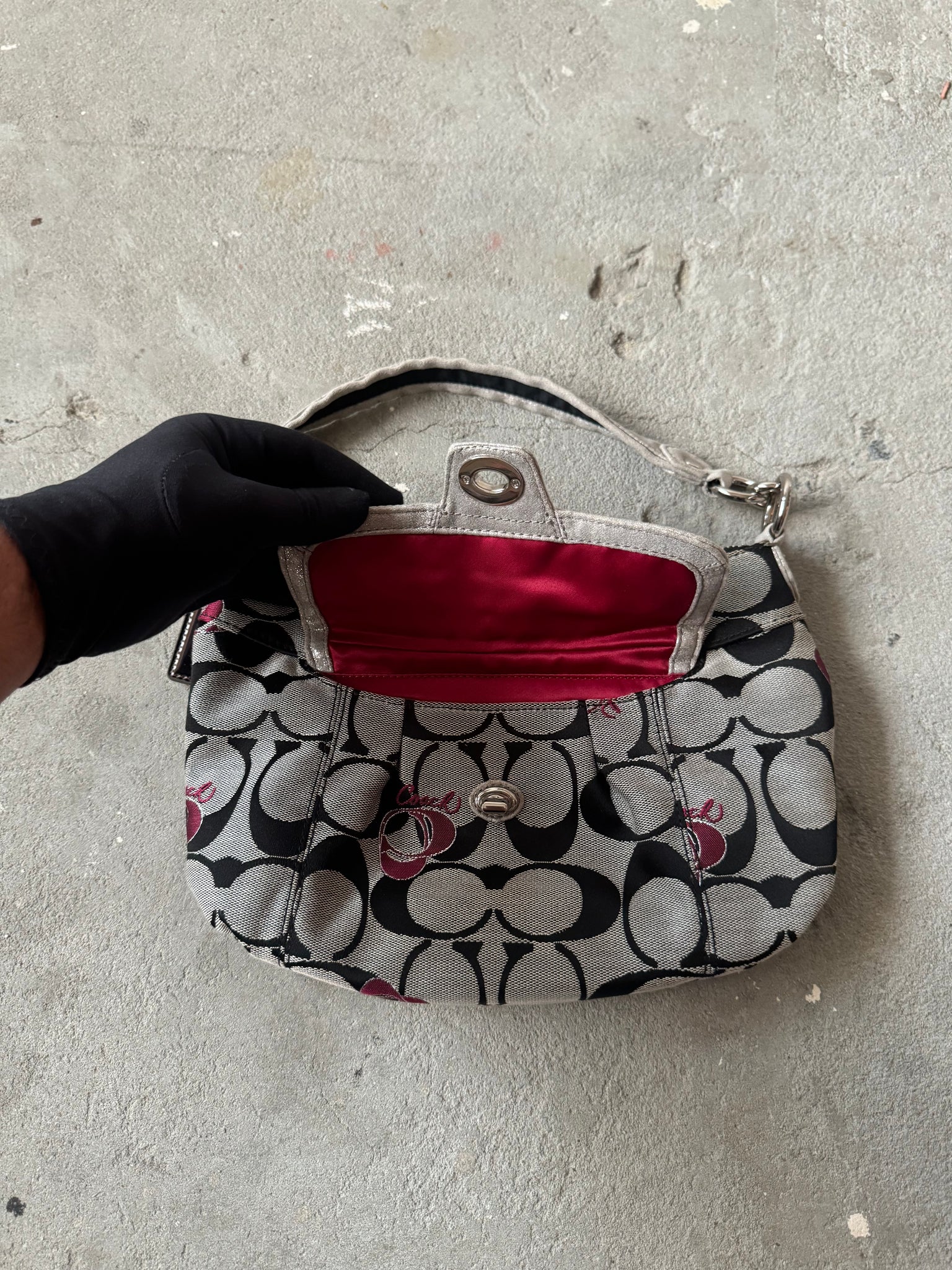 Coach Signature Embroidered Hearts Shoulder Bag Black/Grey