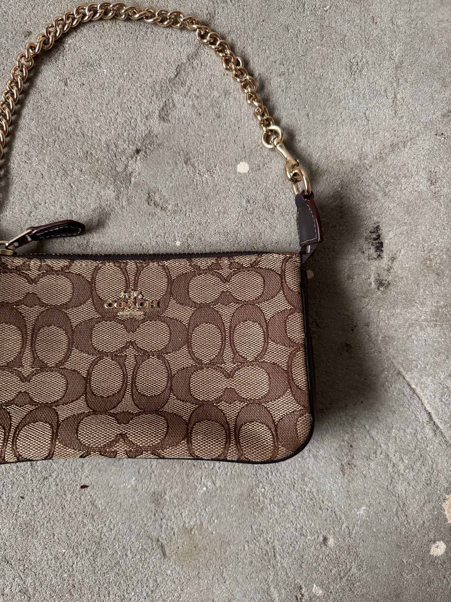 Coach Signature Mini Chain Shoulder Bag Beige/Black