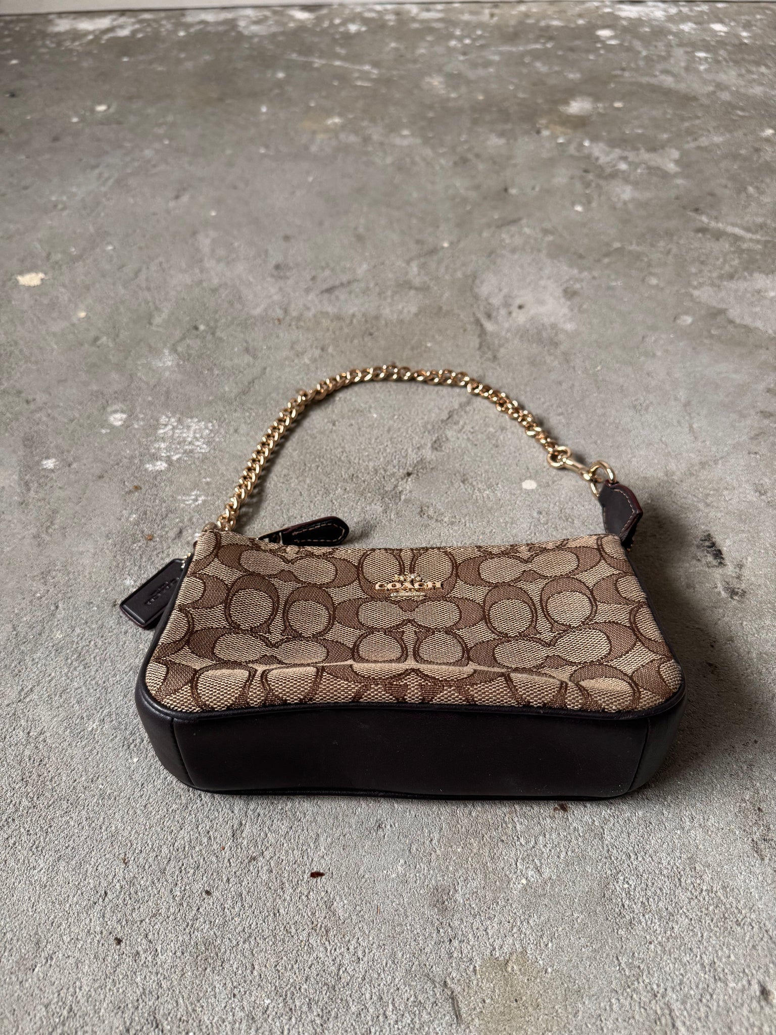 Coach Signature Mini Chain Shoulder Bag Beige/Black