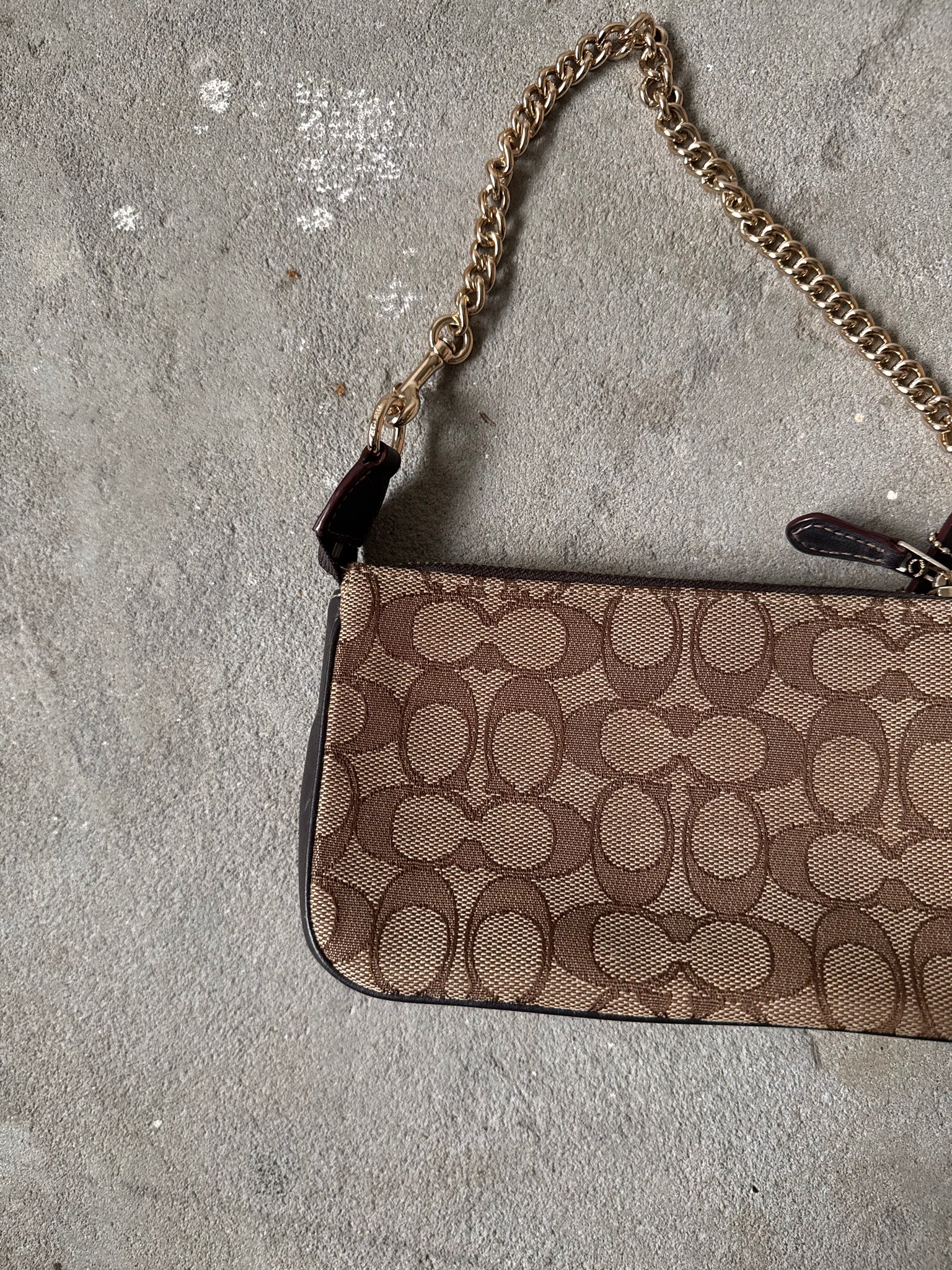 Coach Signature Mini Chain Shoulder Bag Beige/Black