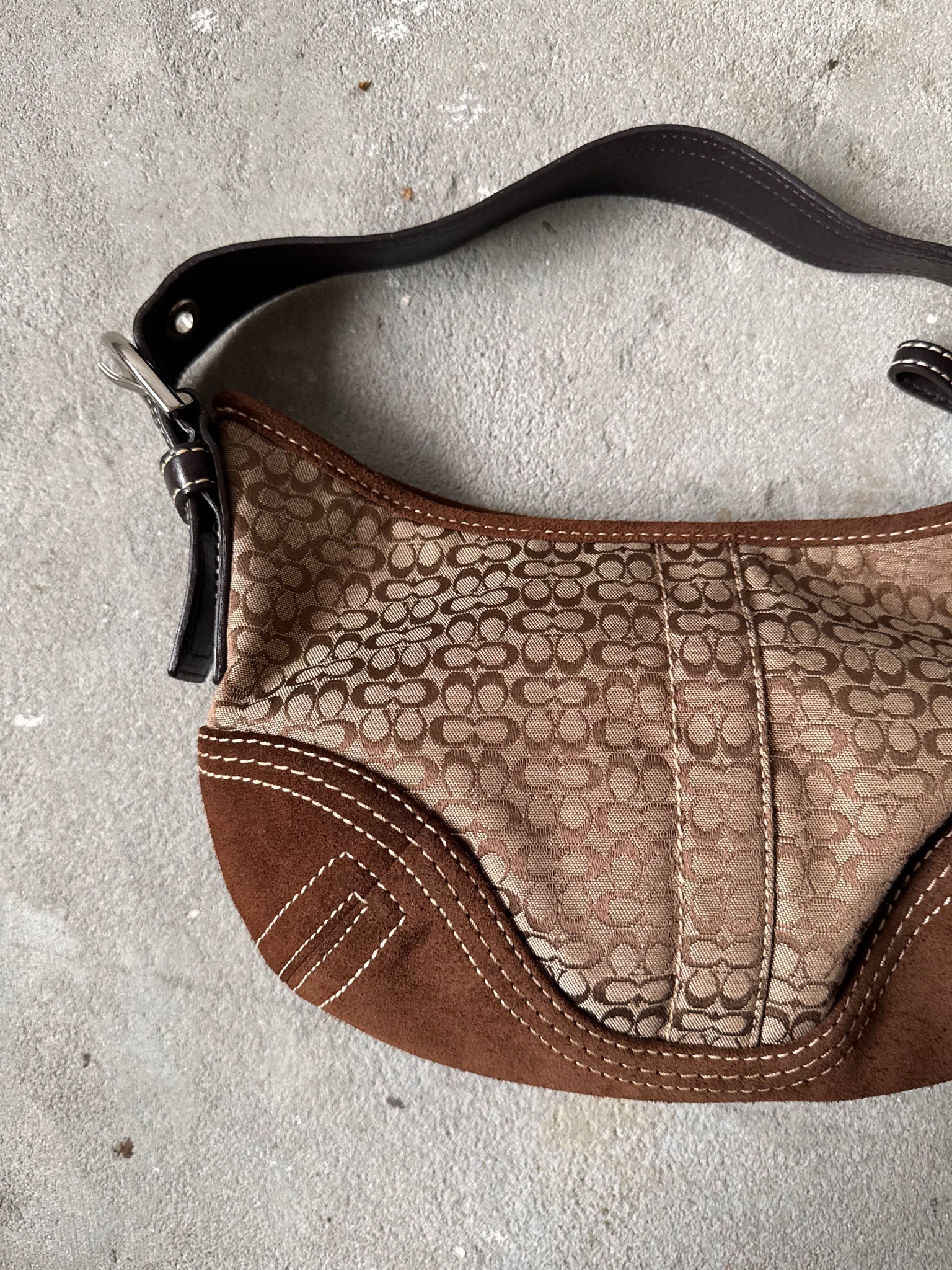Coach Signature Suede Hobo Shoulder Bag Beige/Brown