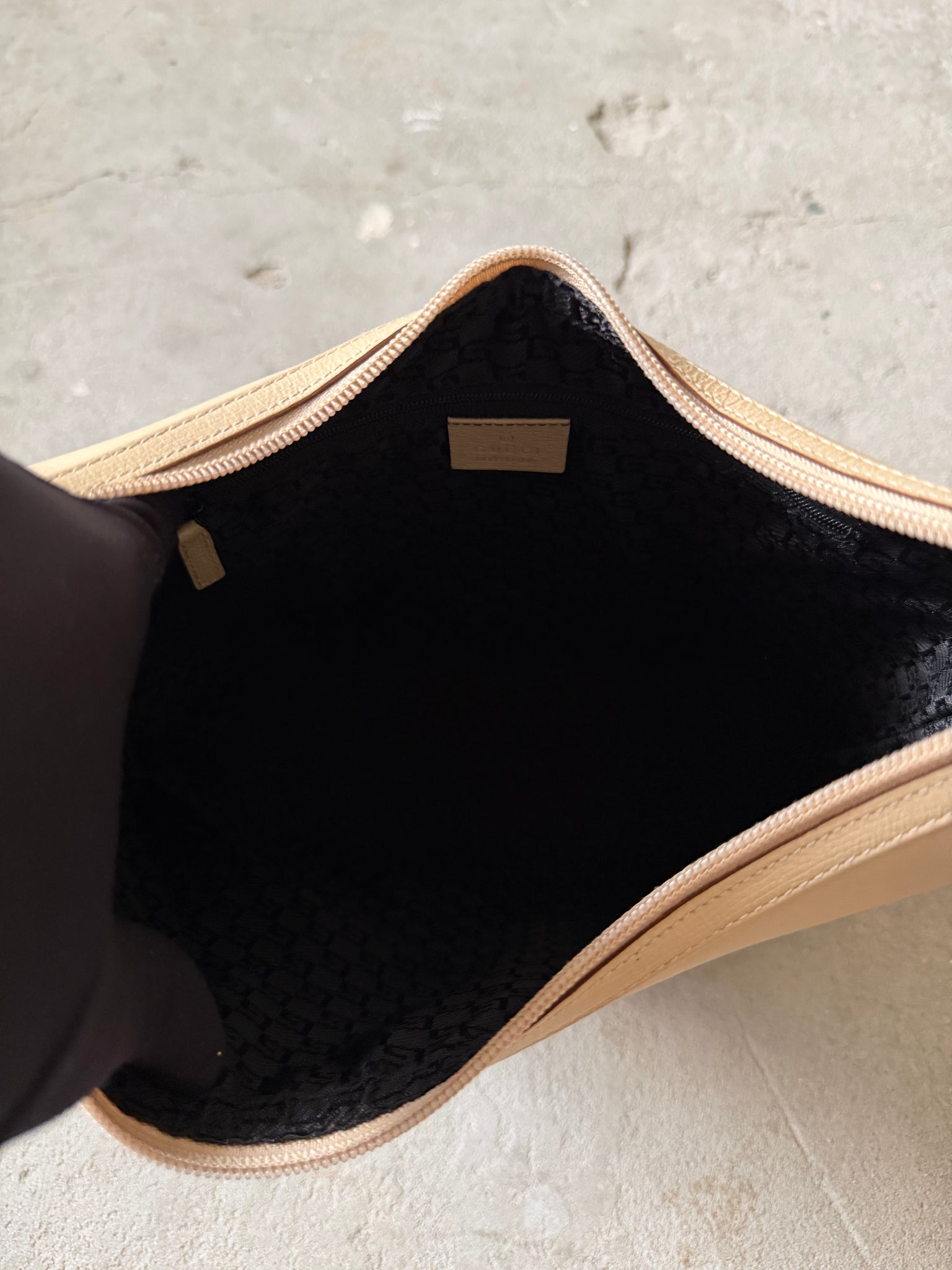 Gucci Hobo Leather Shoulder Bag Cream