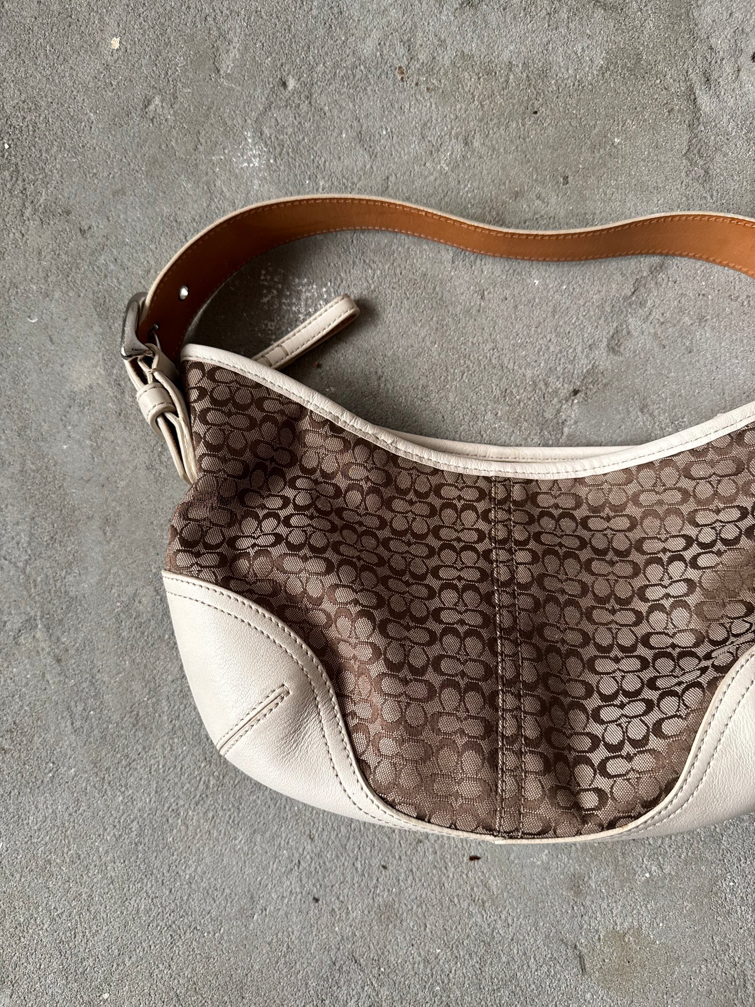 Coach Signature Mini Hobo Shoulder Bag Beige/White