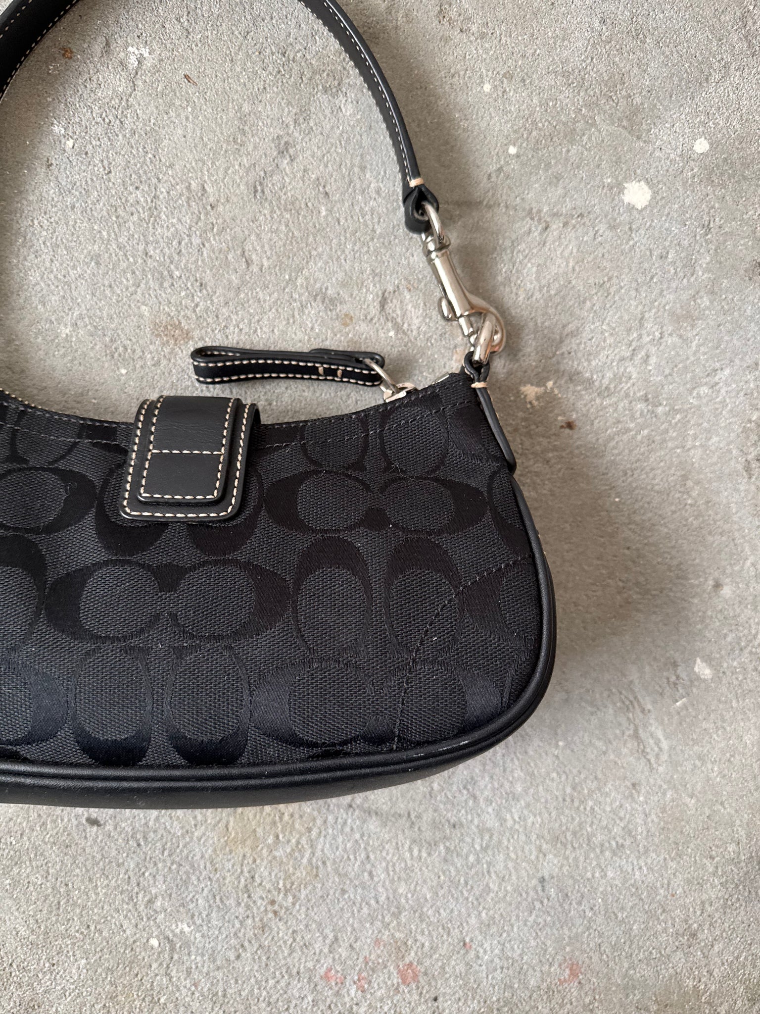 Coach Signature Tabby Shoulder Bag Black