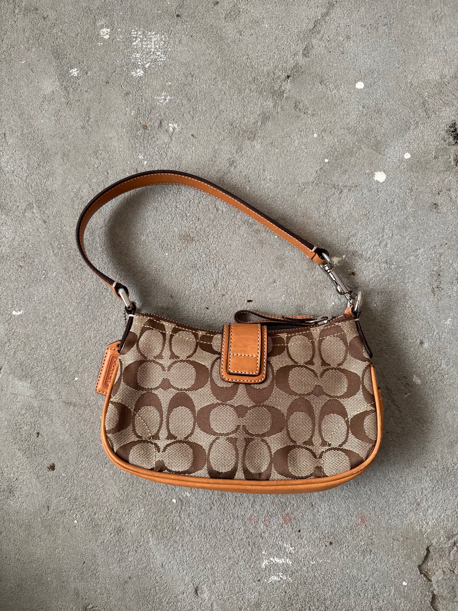 Coach Signature Tabby Shoulder Bag Beige