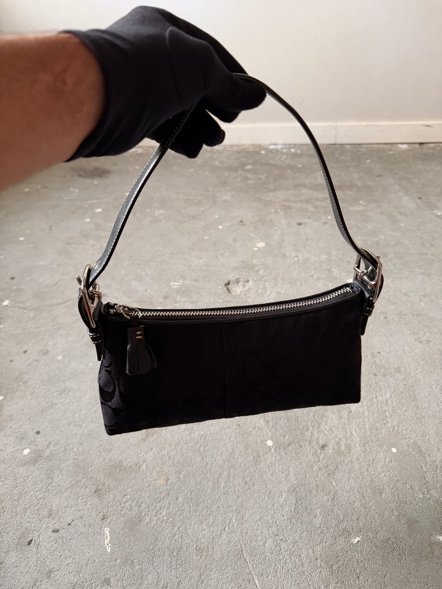 Coach Signature Hampton Baguette Shoulder Bag Black