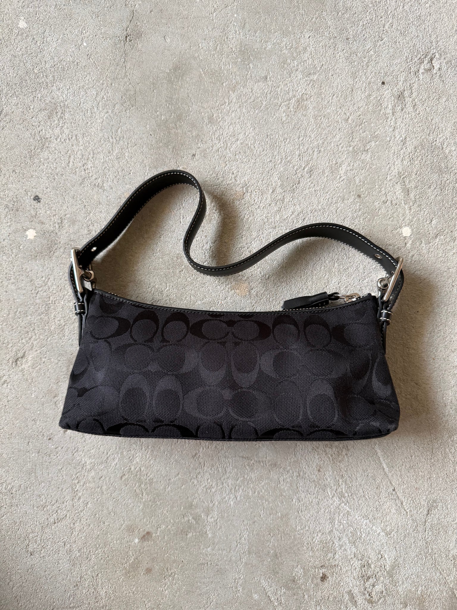 Coach Signature Hampton Baguette Shoulder Bag Black