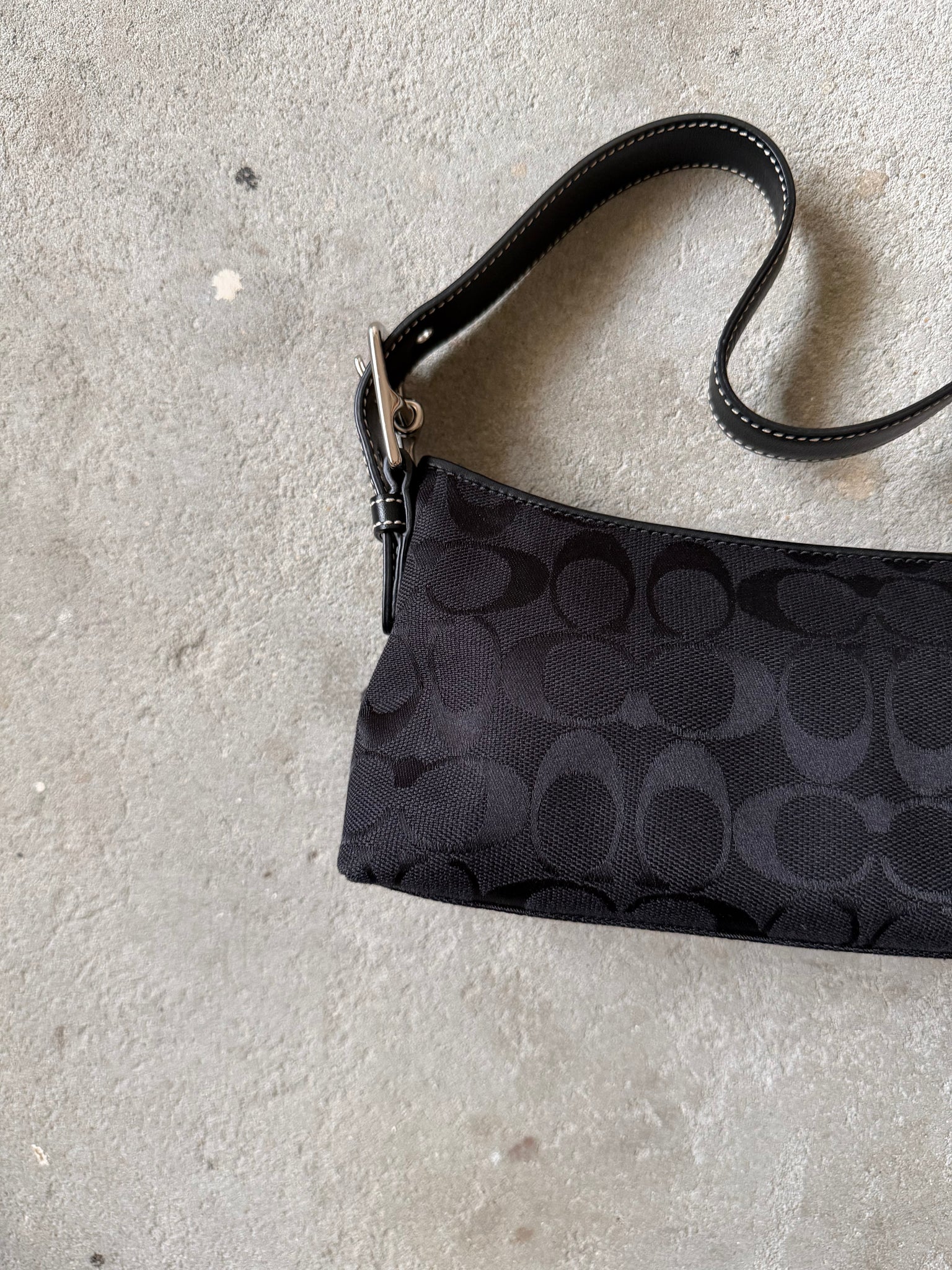 Coach Signature Hampton Baguette Shoulder Bag Black