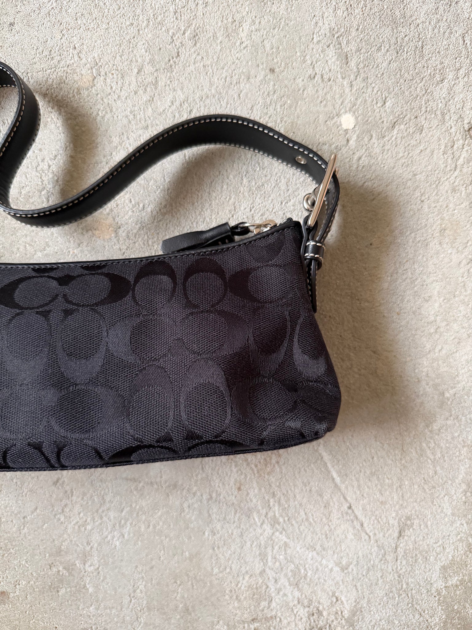 Coach Signature Hampton Baguette Shoulder Bag Black