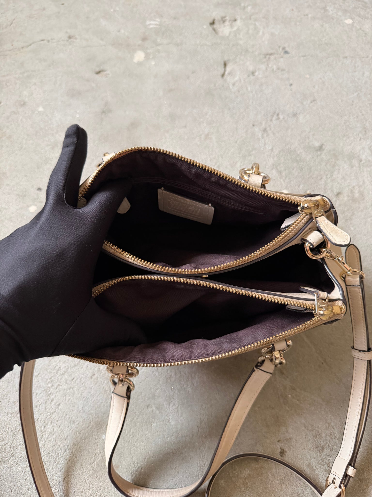 Coach 2Way Christie Hand Bag Beige/White