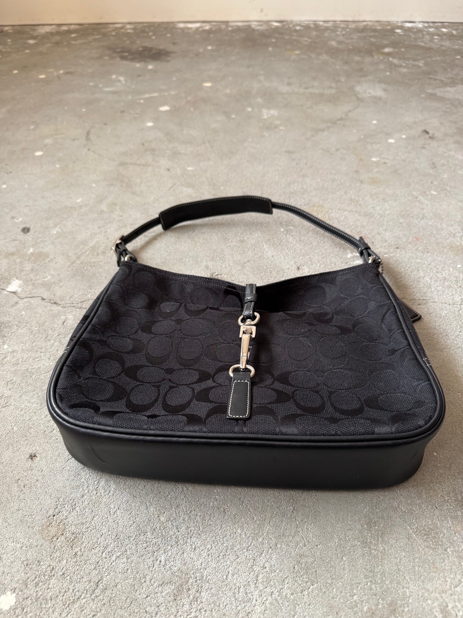 Coach Hobo Signature Clip Canvas Shoulder Bag 'Black'