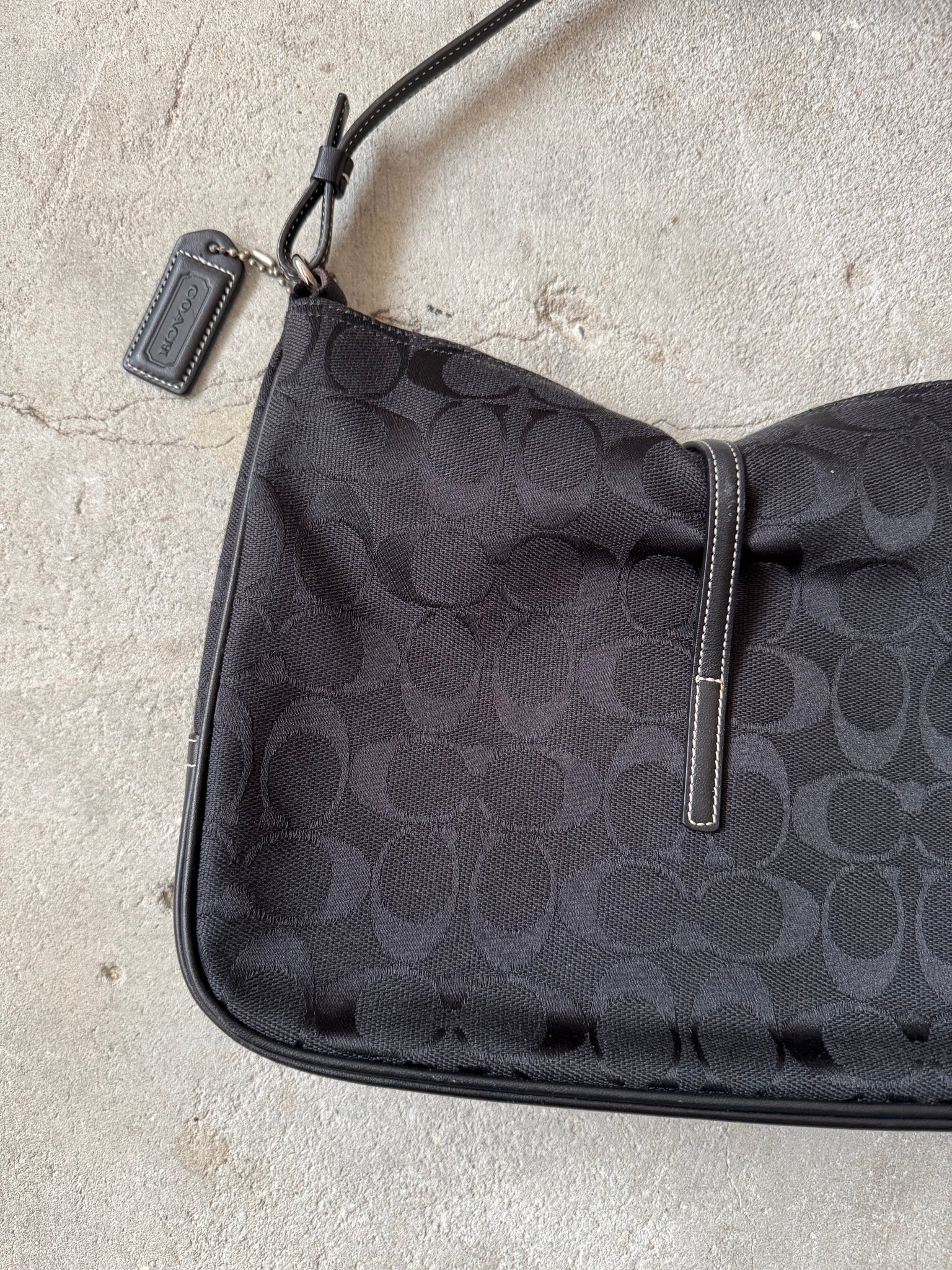 Coach Hobo Signature Clip Canvas Shoulder Bag 'Black'
