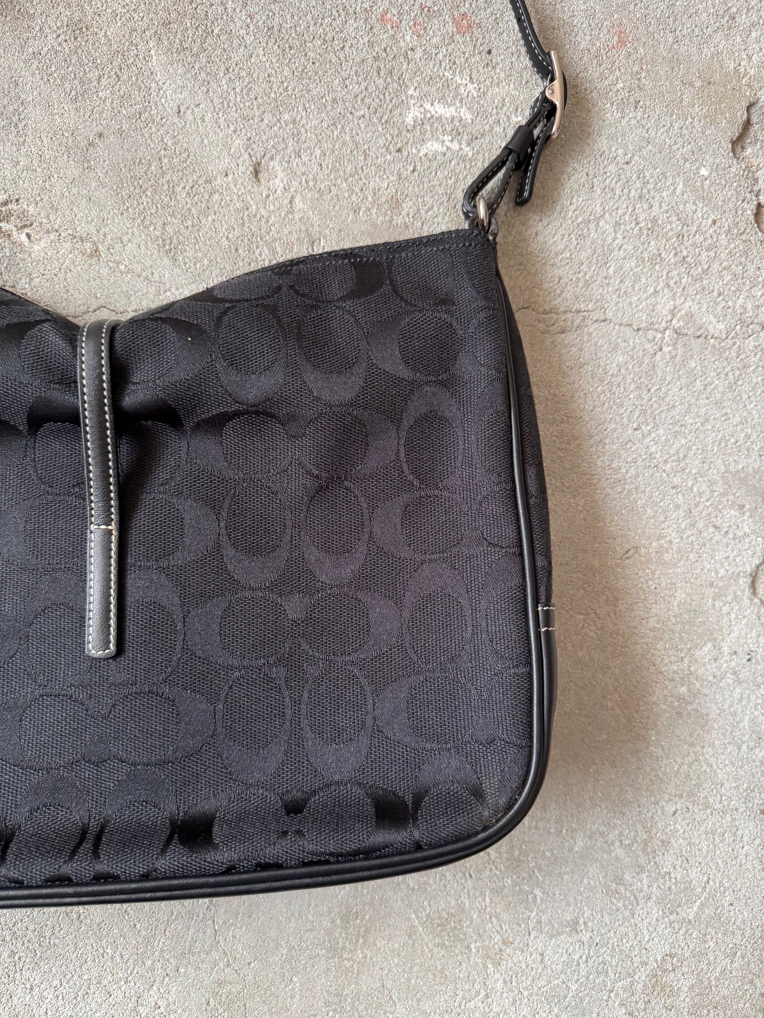 Coach Hobo Signature Clip Canvas Shoulder Bag 'Black'