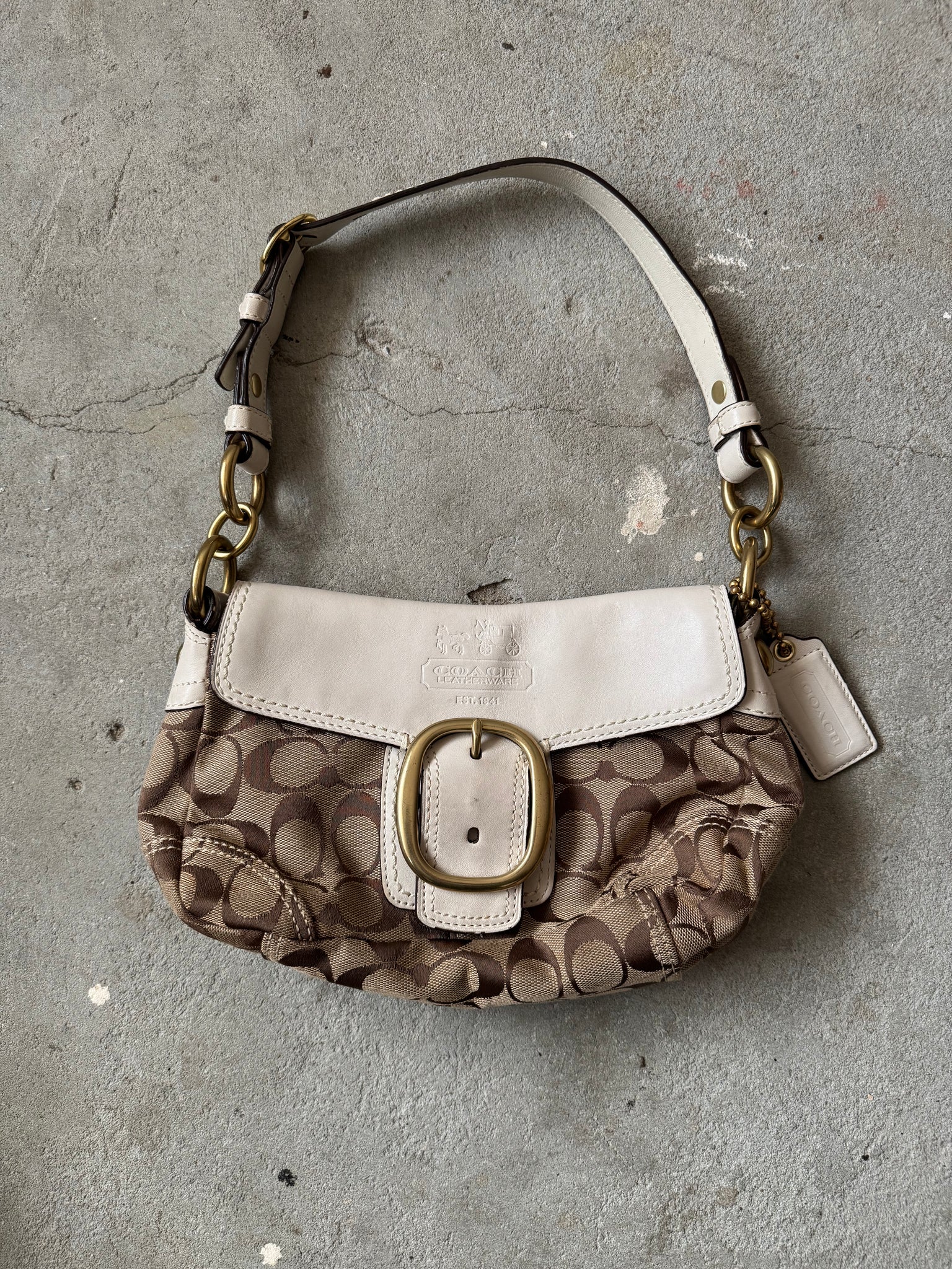Coach Signature Soho Bleecker Shoulder Bag Beige/White