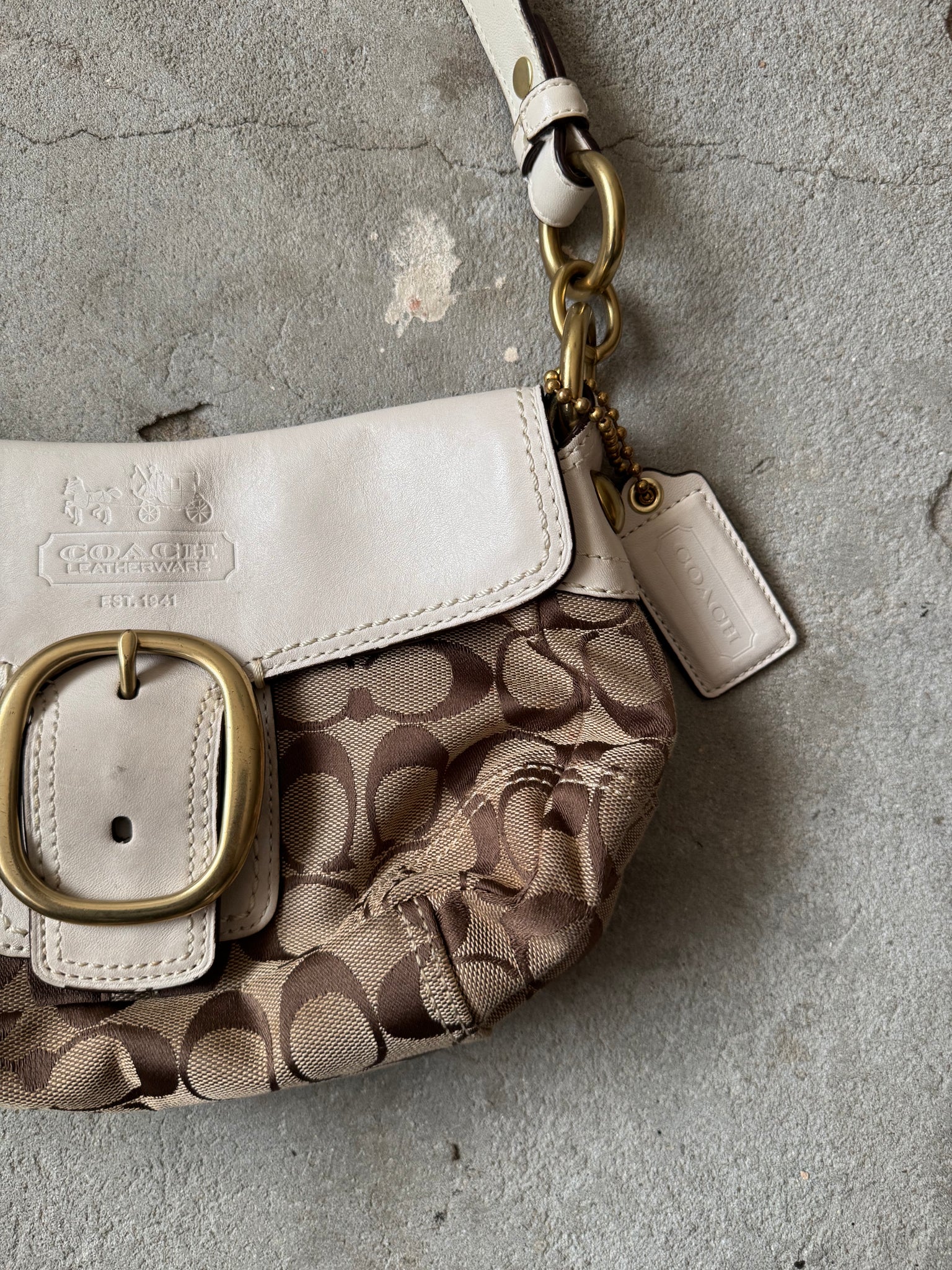 Coach Signature Soho Bleecker Shoulder Bag Beige/White