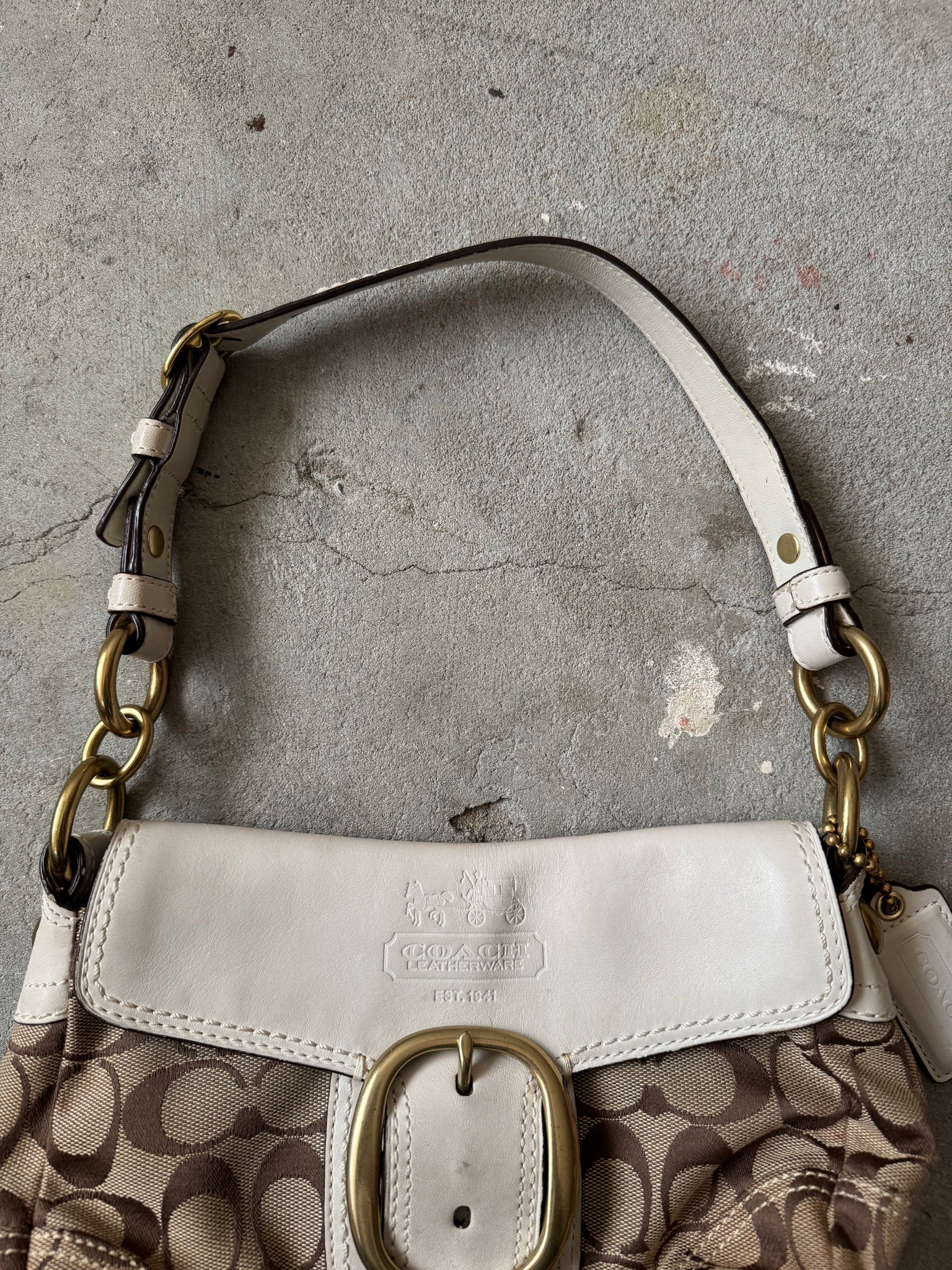 Coach Signature Soho Bleecker Shoulder Bag Beige/White