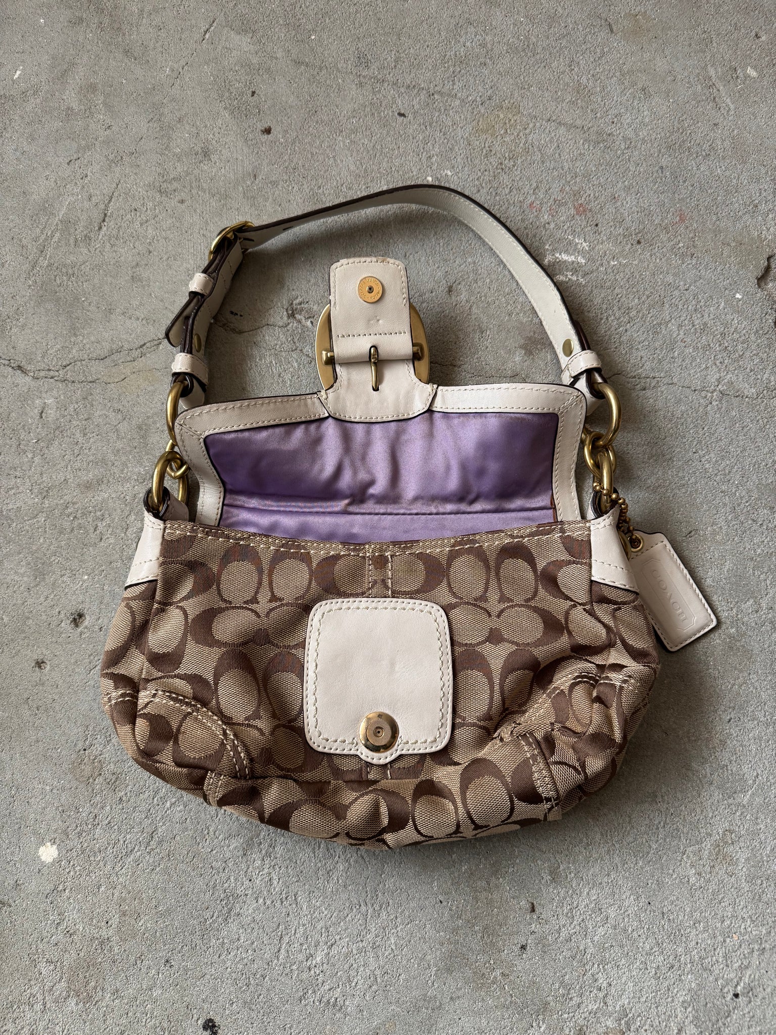 Coach Signature Soho Bleecker Shoulder Bag Beige/White