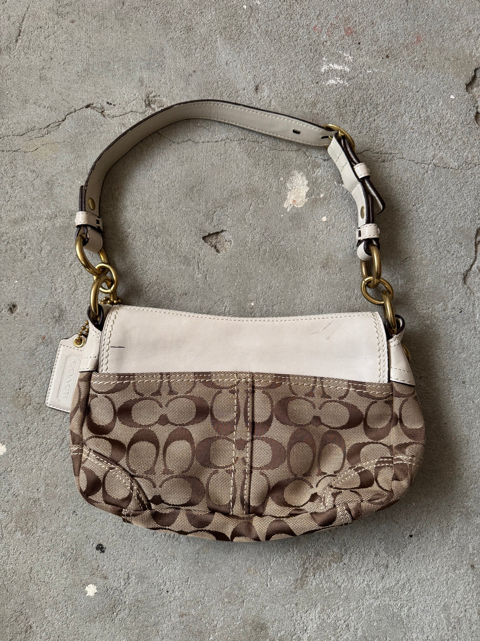 Coach Signature Soho Bleecker Shoulder Bag Beige/White