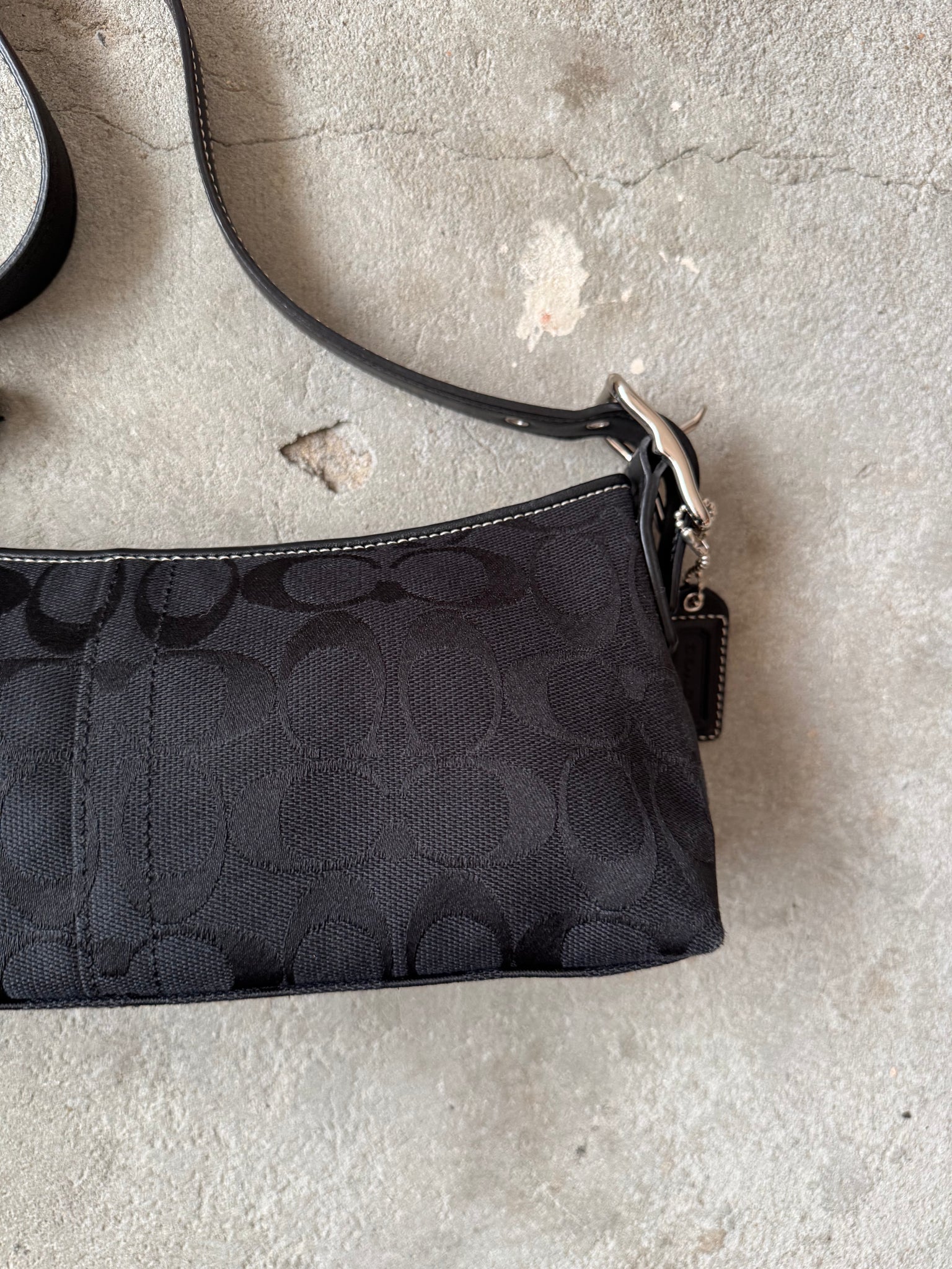 Coach Signature Hampton Baguette Shoulder Bag Black