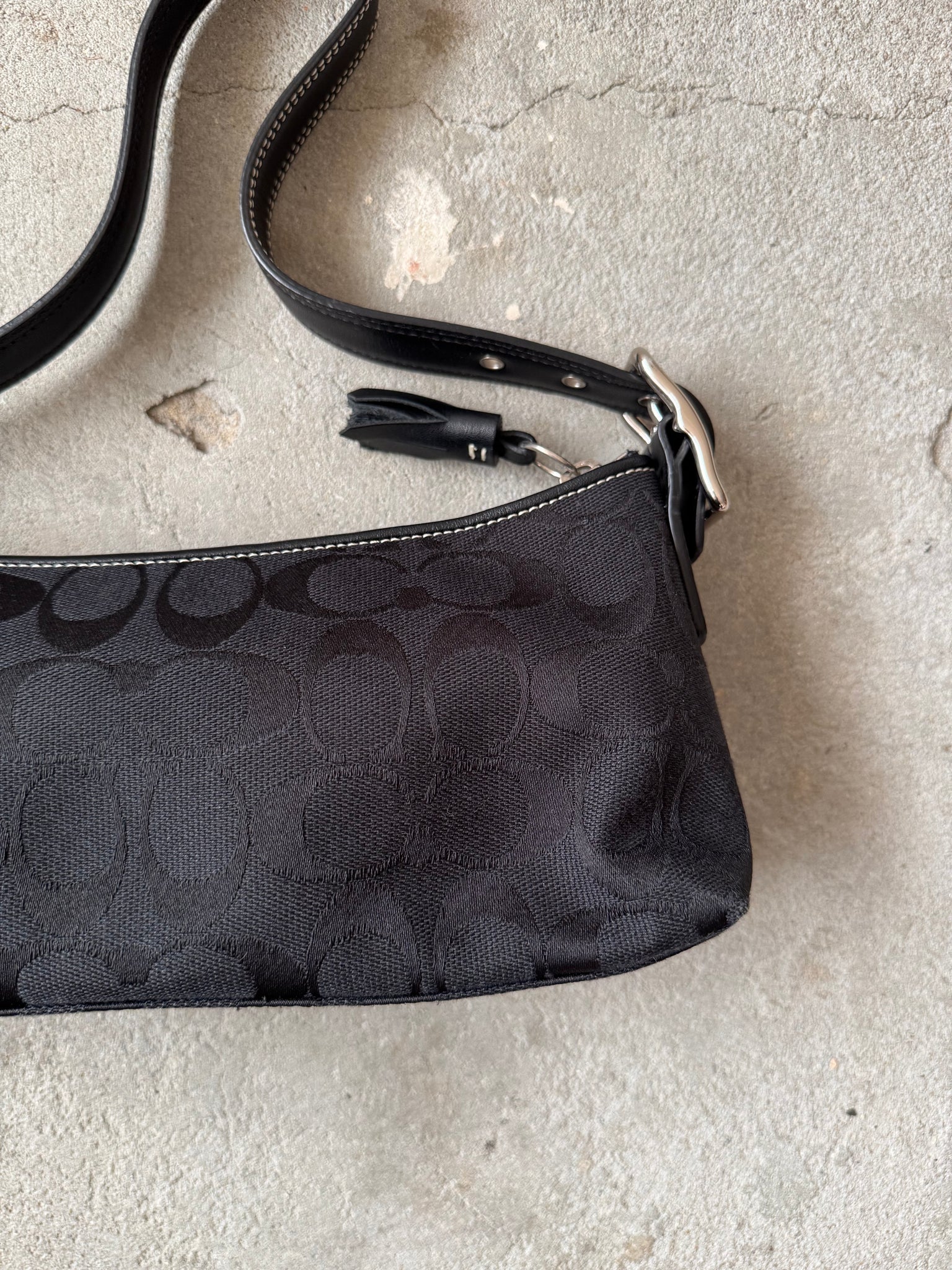 Coach Signature Hampton Baguette Shoulder Bag Black