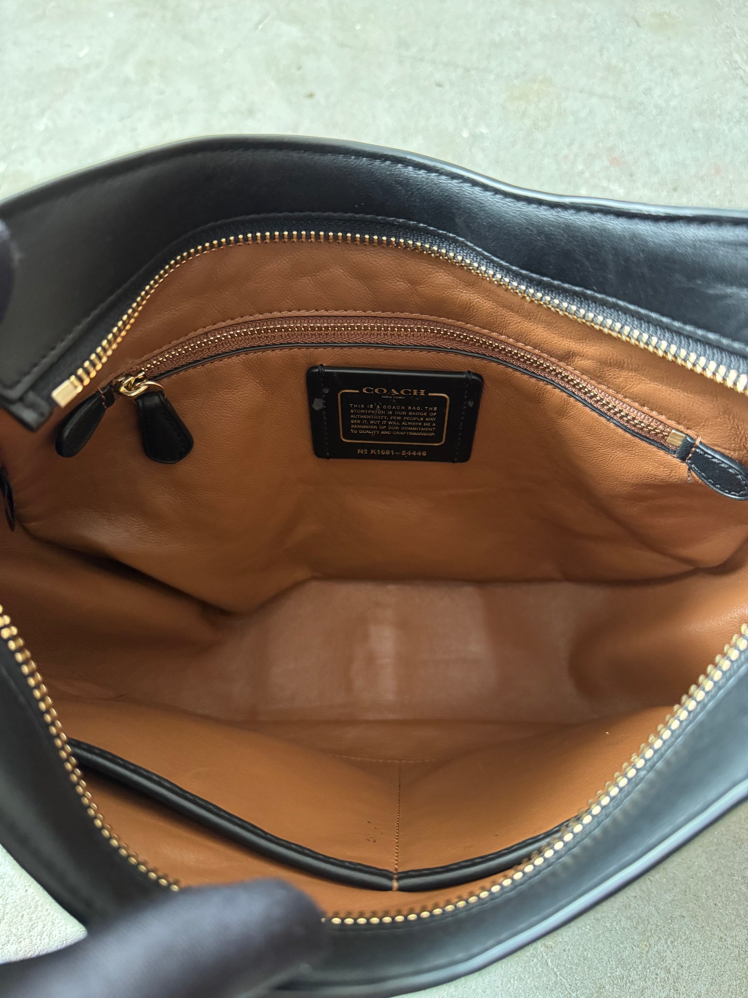 Coach Normad Hobo Leather Shoulder Bag Black