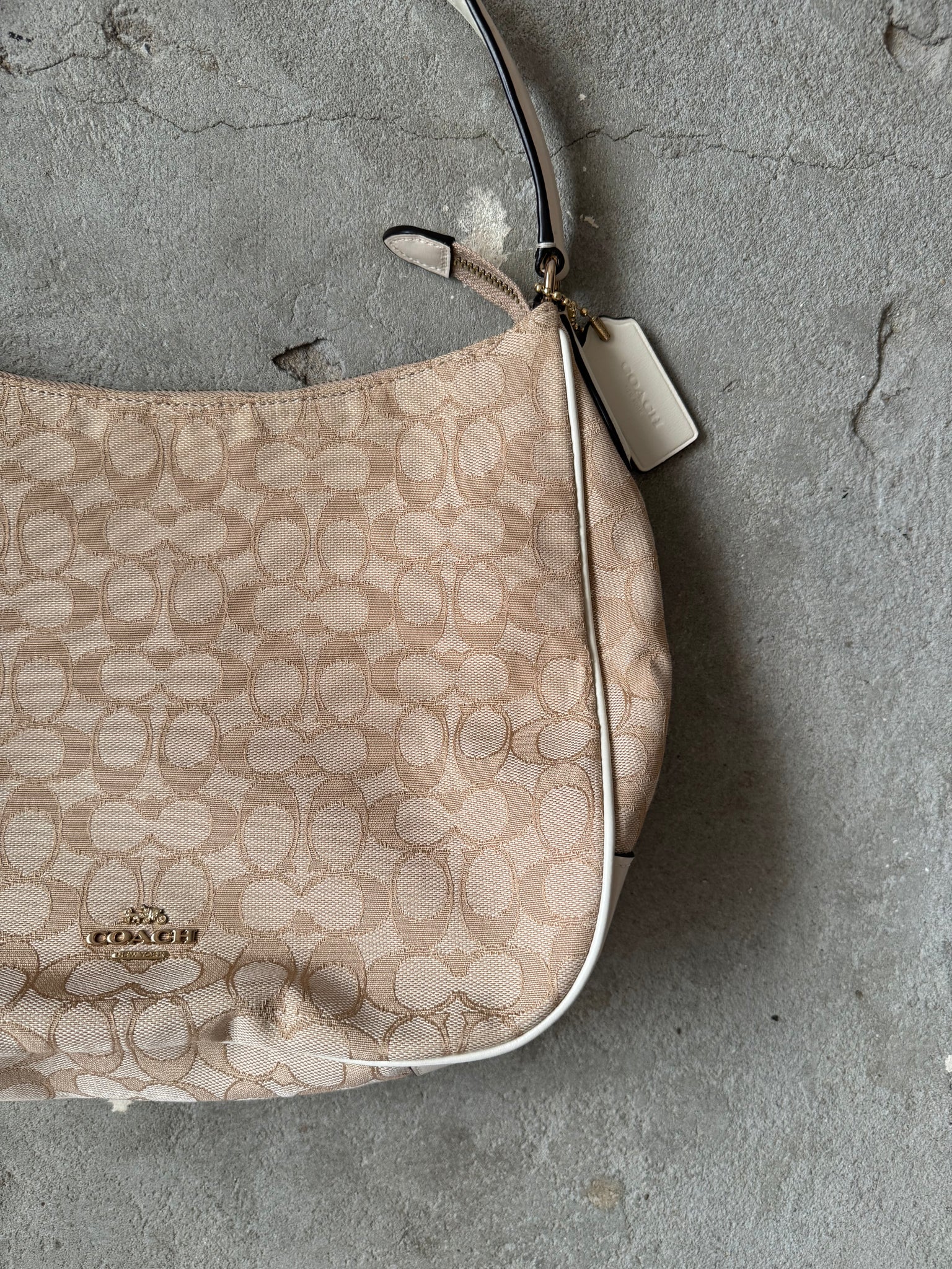 Coach Signature Canvas Hobo Shoulder Bag Beige/White