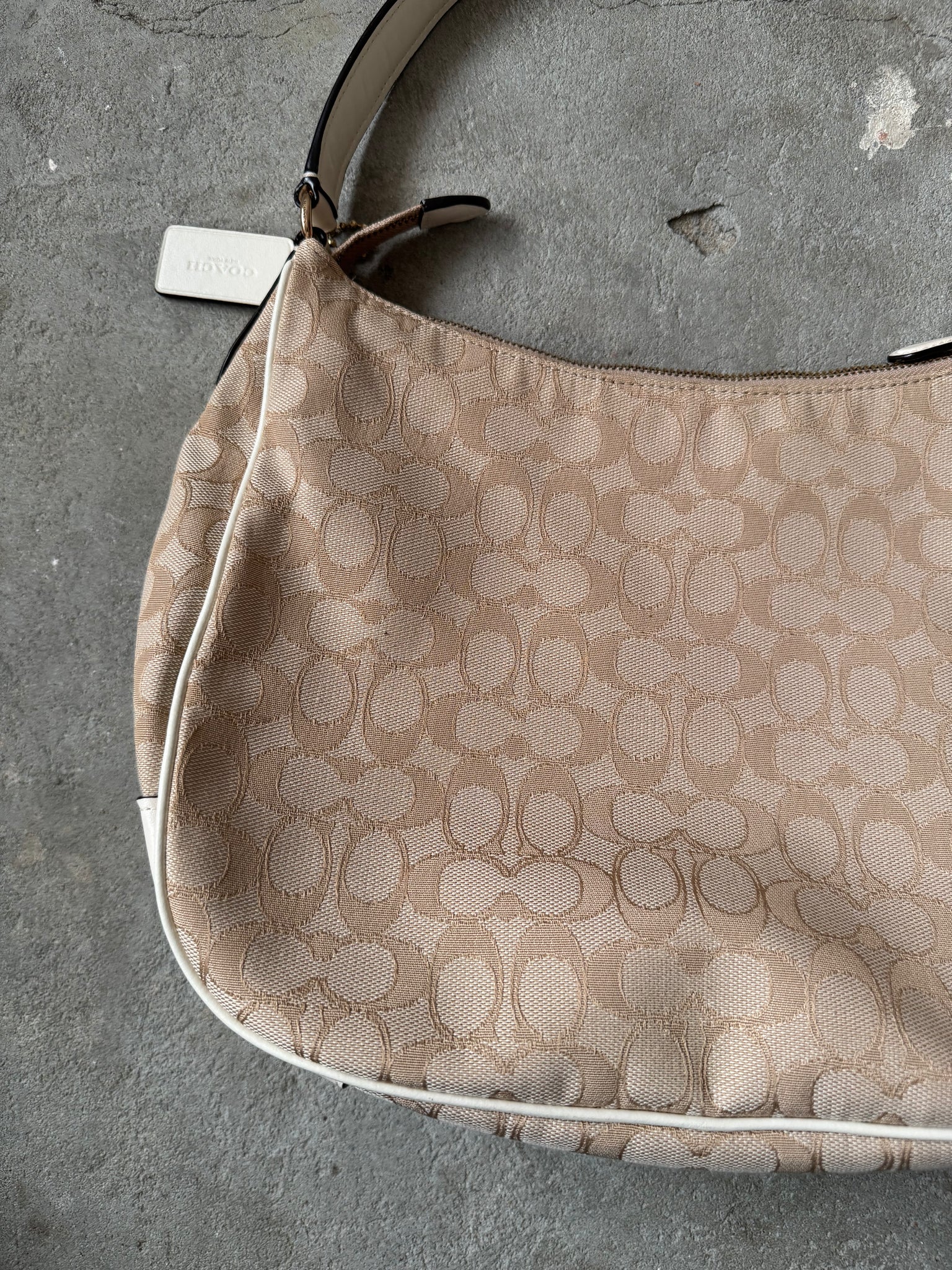Coach Signature Canvas Hobo Shoulder Bag Beige/White