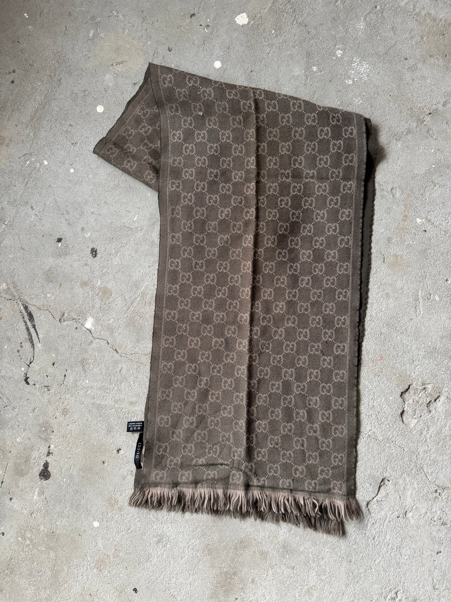 Gucci GG Monogram Wool Scarf Grey