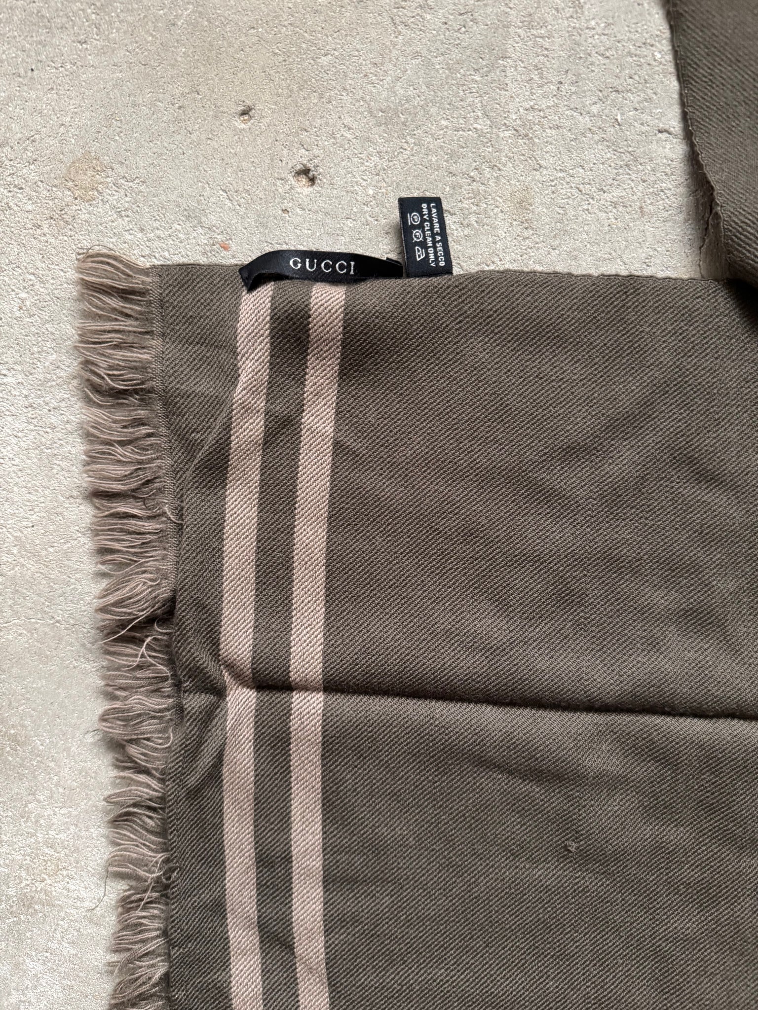 Gucci GG Monogram Wool Scarf Grey